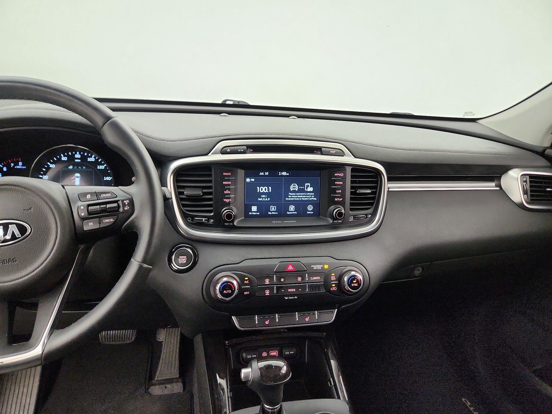 Thumbnail: 2018 Kia Sorento - 9