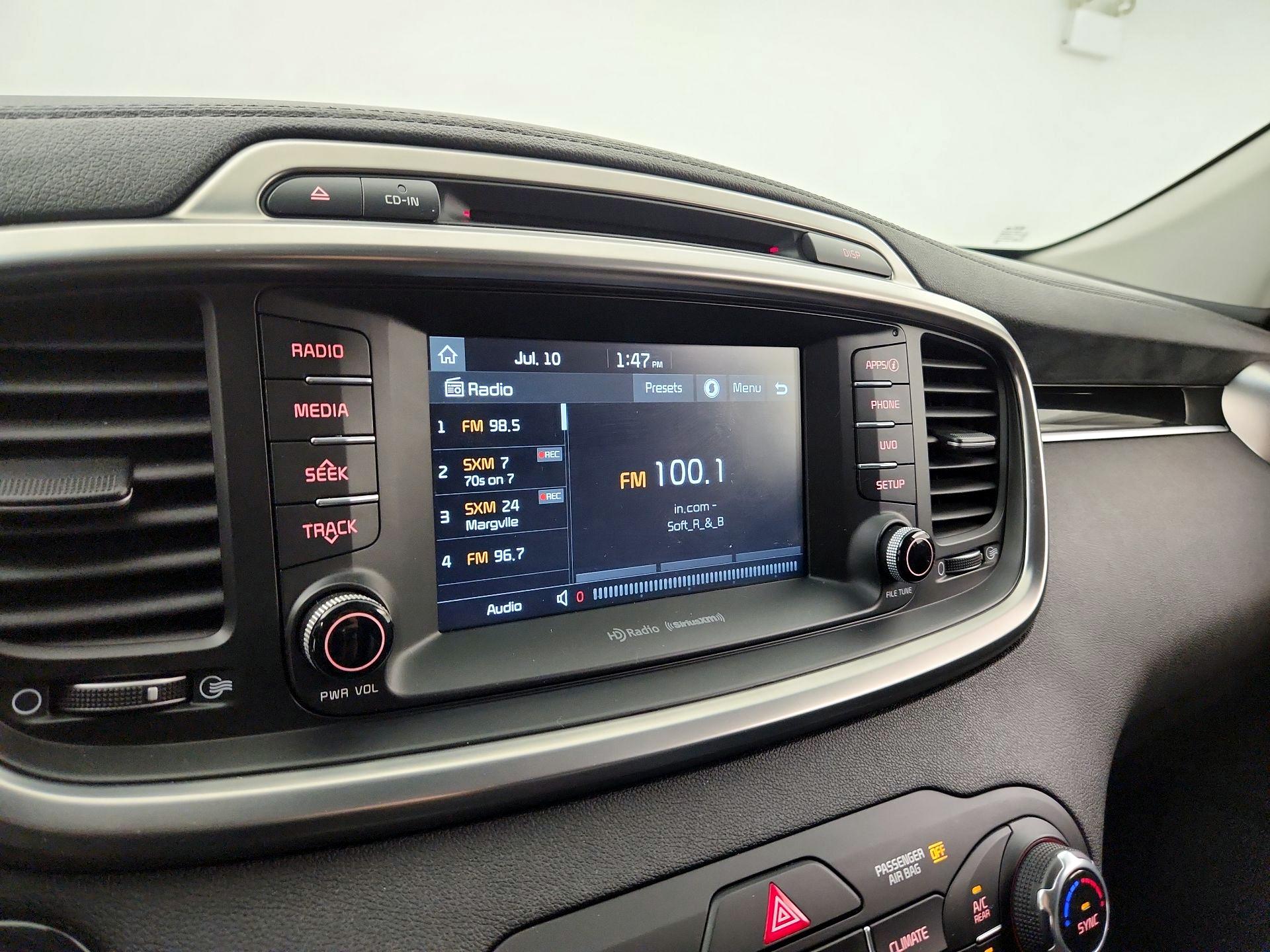 Thumbnail: 2018 Kia Sorento - 15