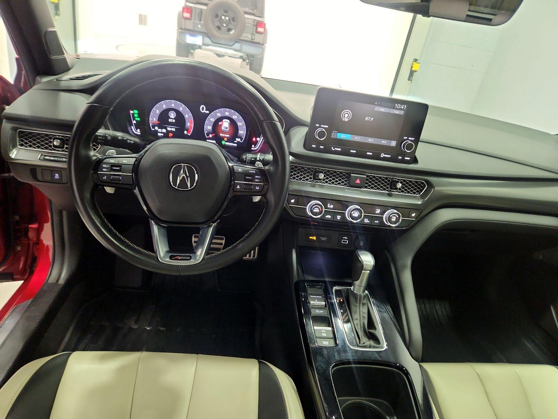 Thumbnail: 2023 Acura Integra - 9