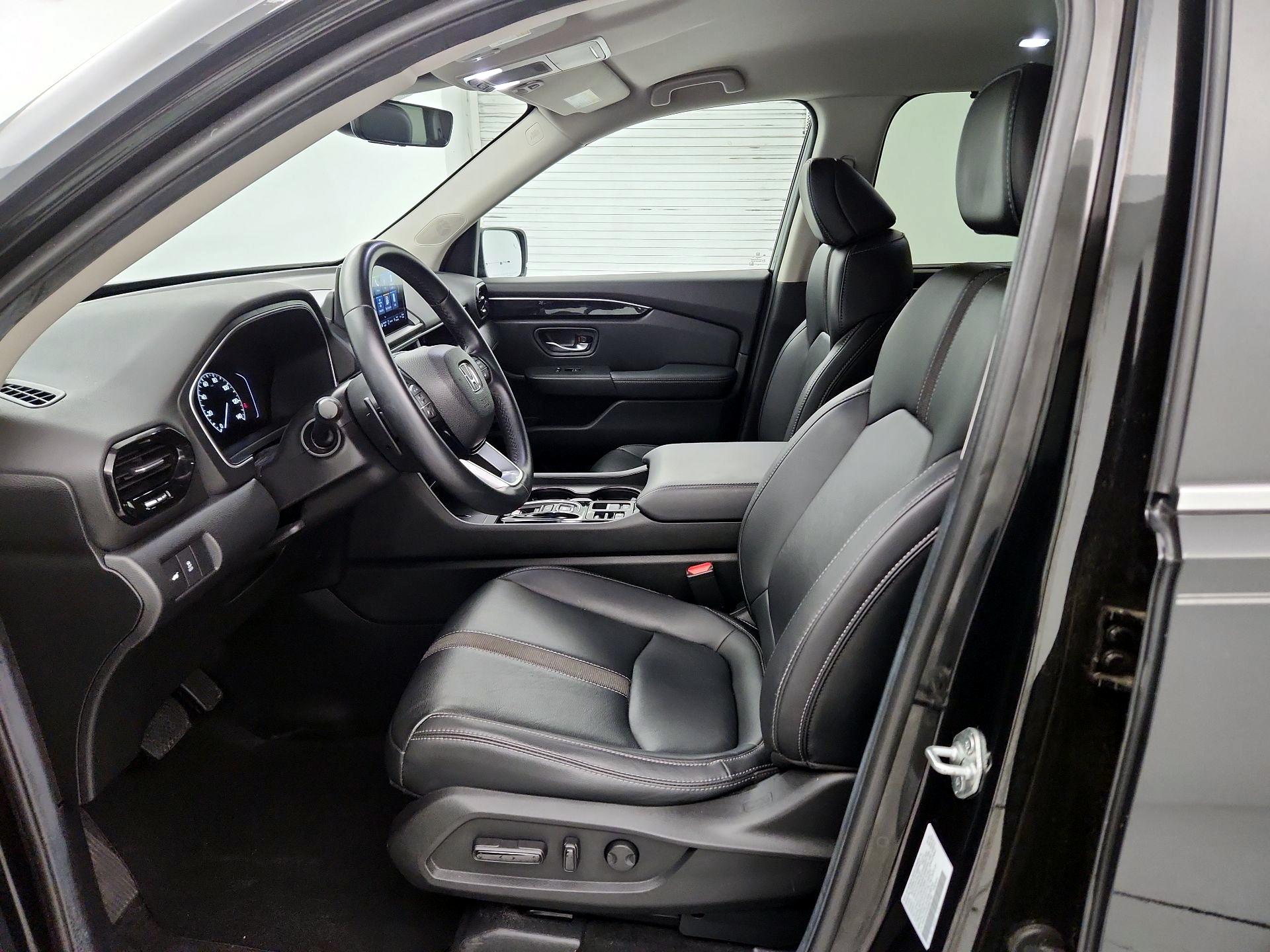 Thumbnail: 2025 Honda Pilot - 9