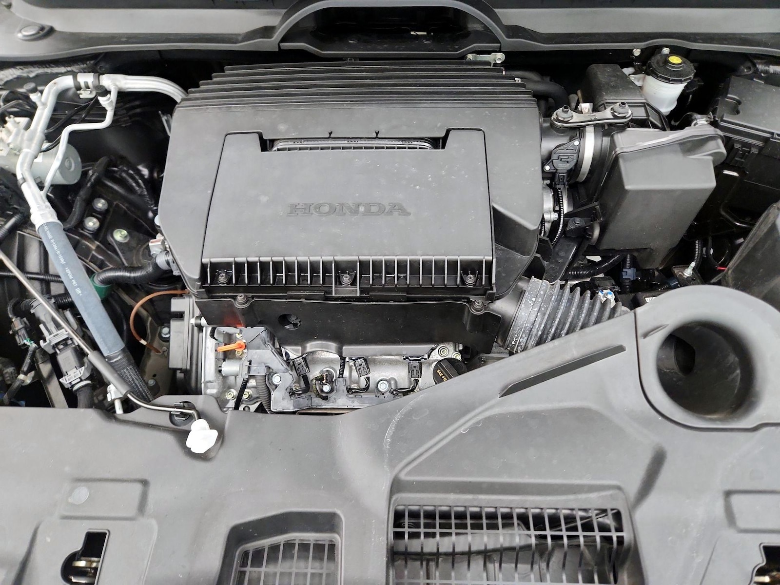 2025 Honda Pilot EX-L - Photo 21