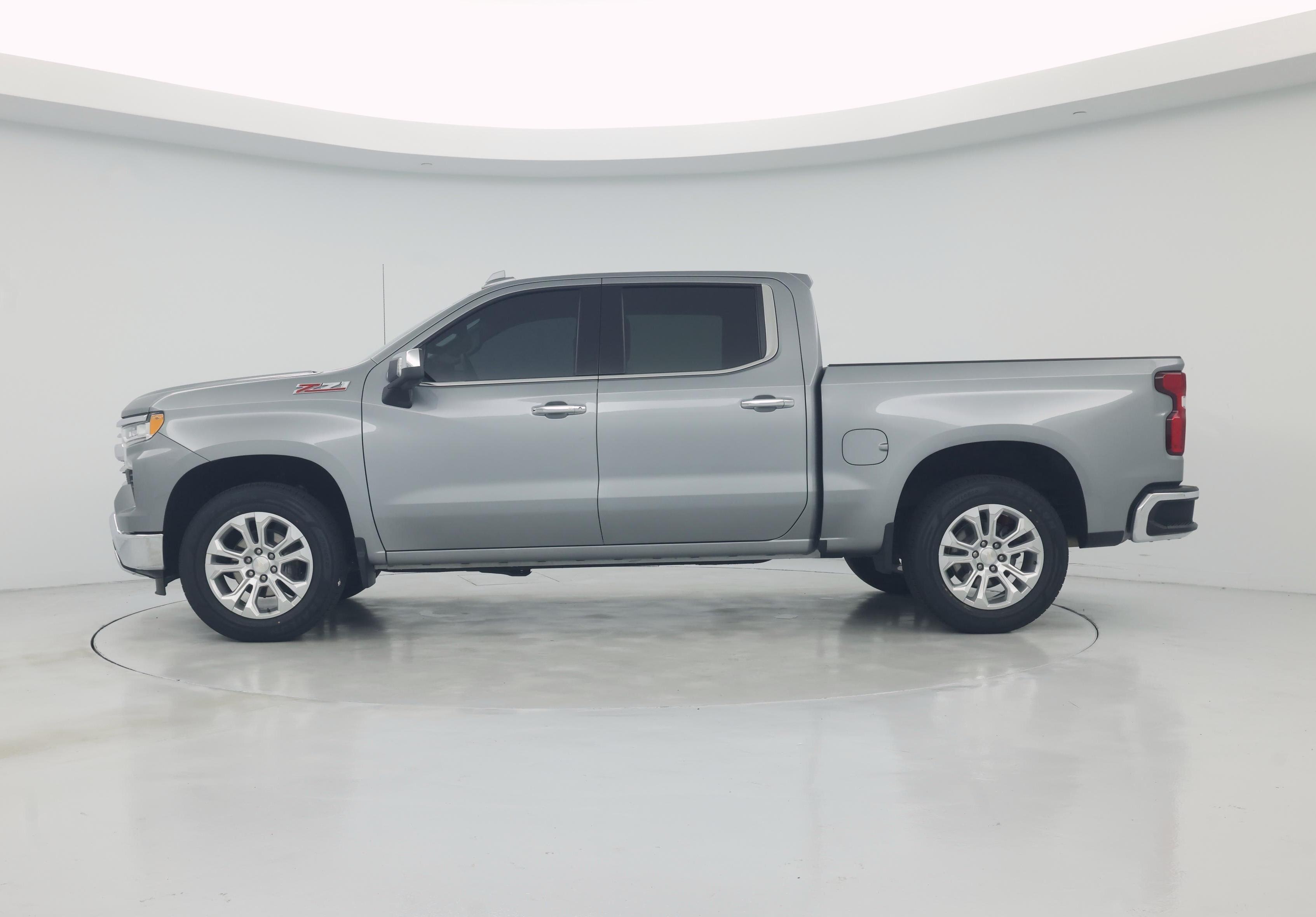 Thumbnail: 2024 Chevrolet Silverado 1500 - 3