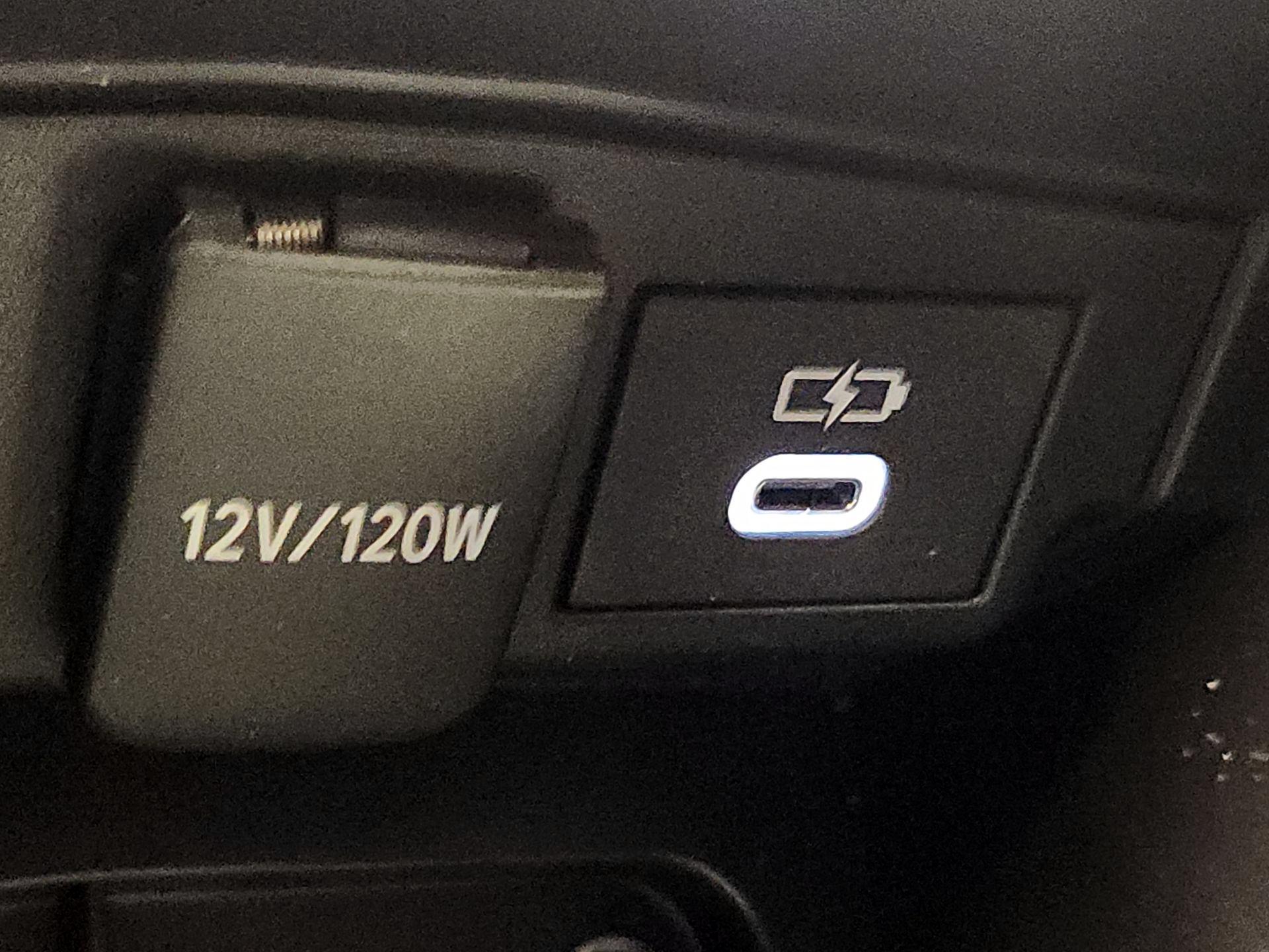 Thumbnail: 2024 Toyota Corolla - 18