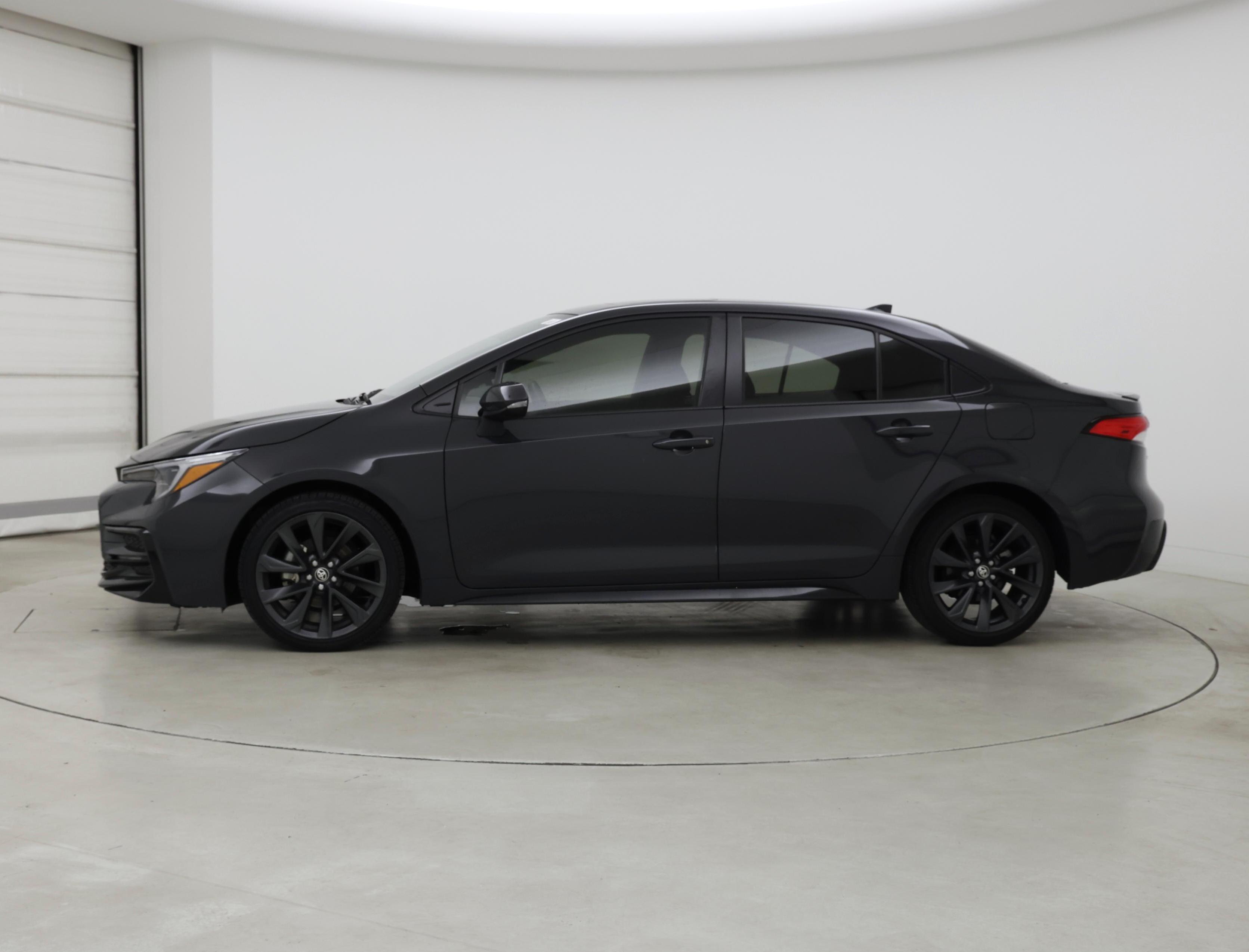 Thumbnail: 2024 Toyota Corolla - 3