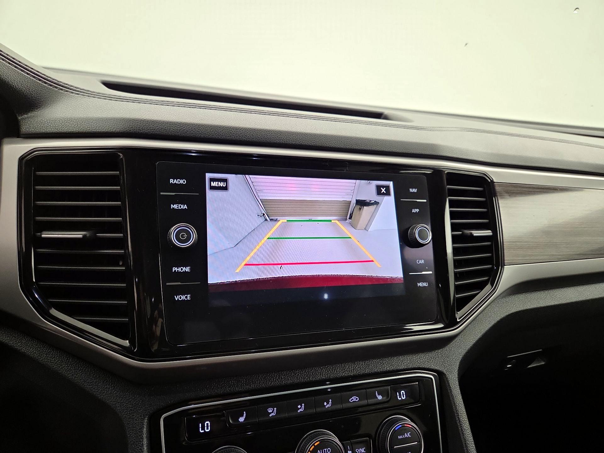 Thumbnail: 2021 Volkswagen Atlas - 12