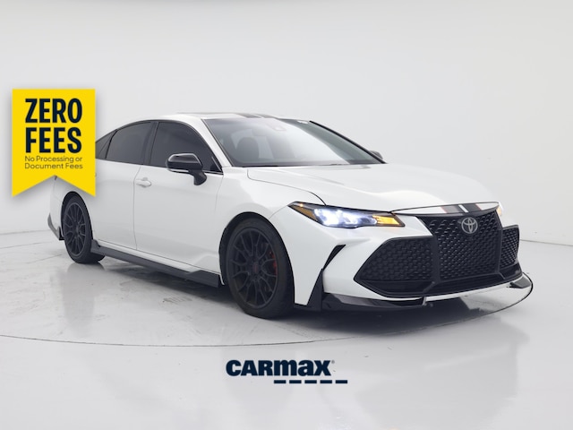 White 2020 Toyota Avalon Sedan Front-Wheel Drive Automatic