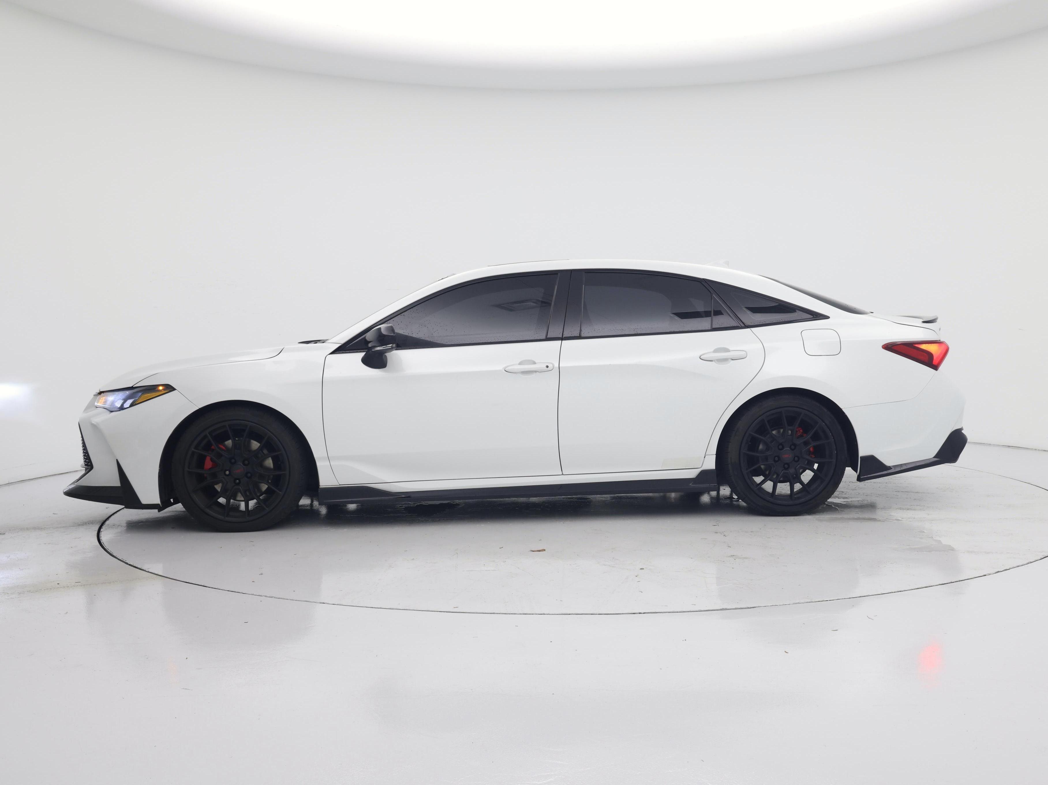Thumbnail: 2020 Toyota Avalon - 3