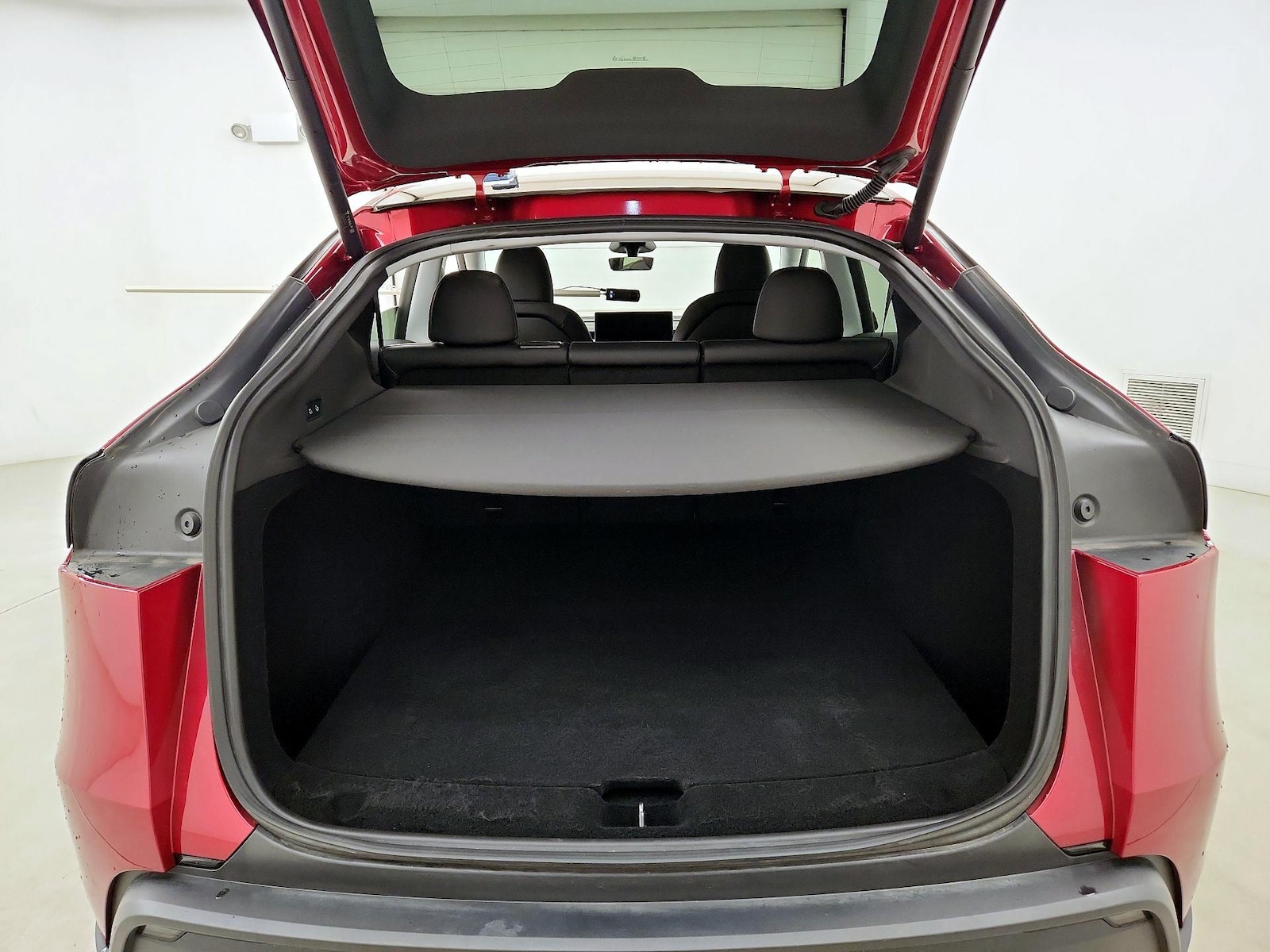 2026 Tesla Model Y Long Range - Photo 21