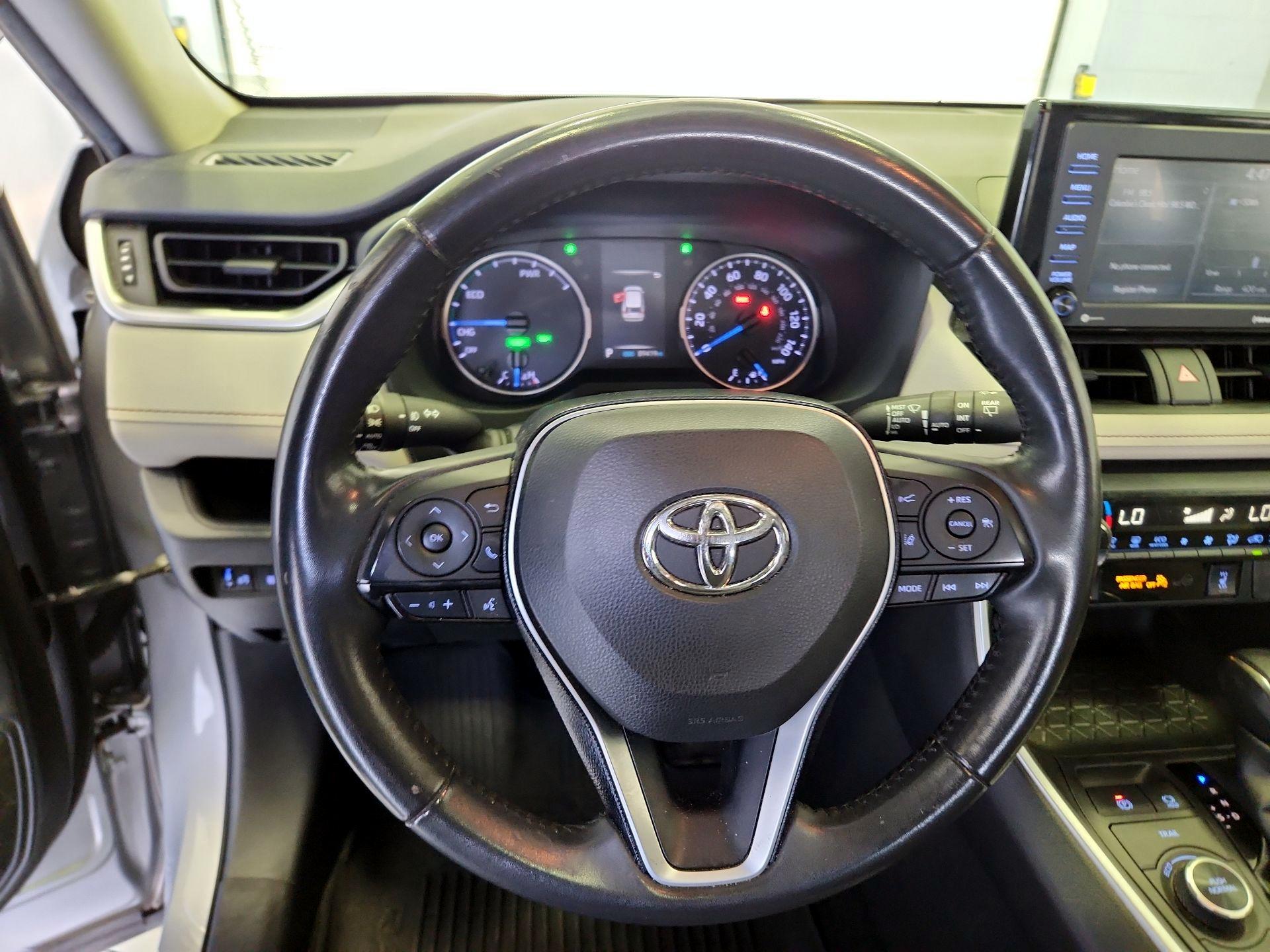 Thumbnail: 2021 Toyota RAV4 - 10