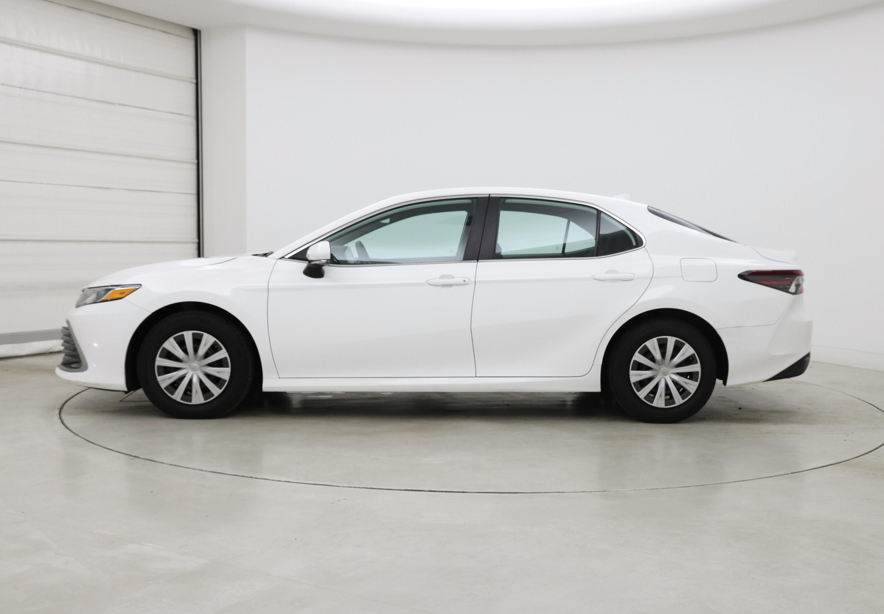 Thumbnail: 2023 Toyota Camry - 3