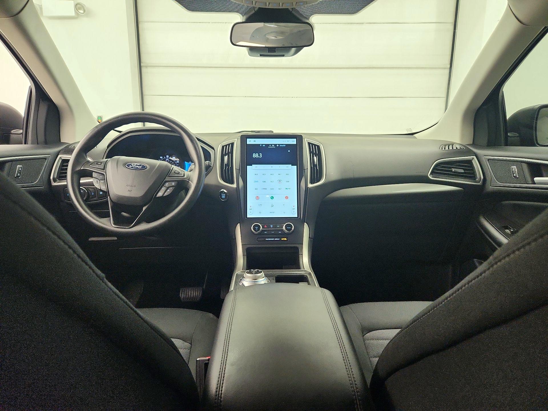 Thumbnail: 2023 Ford Edge - 9