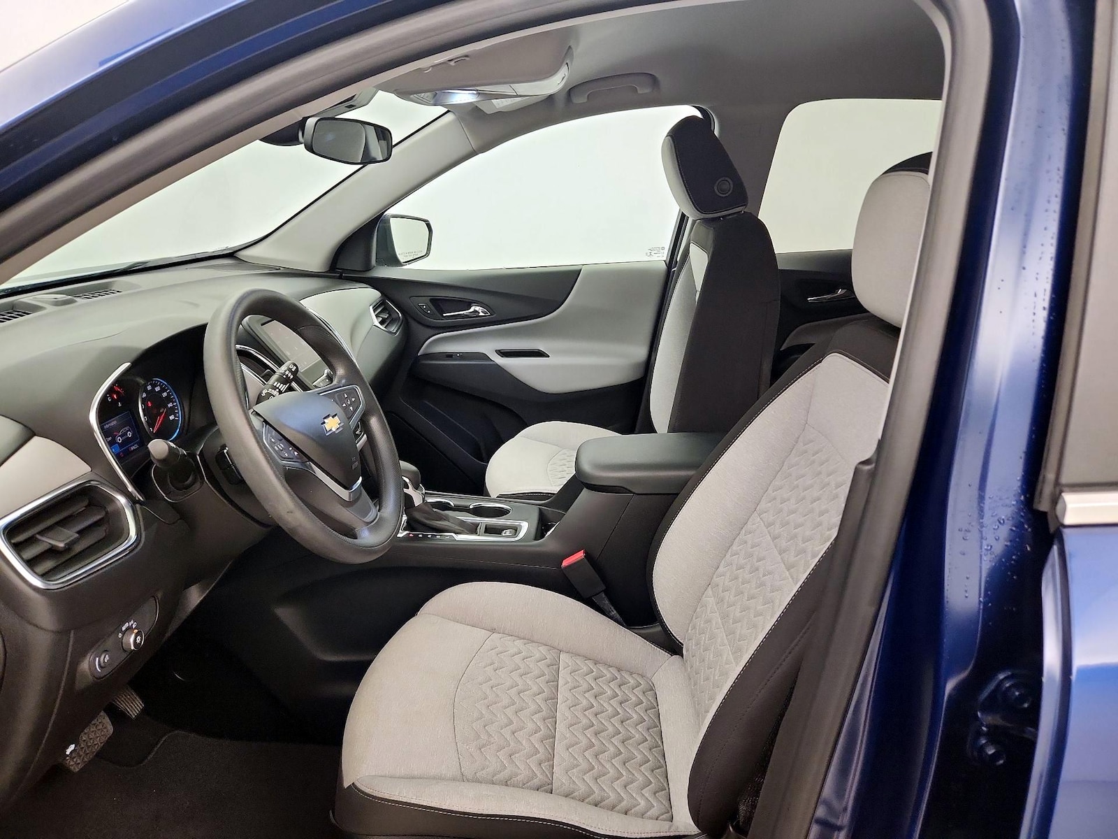 2022 Chevrolet Equinox LT - Photo 12