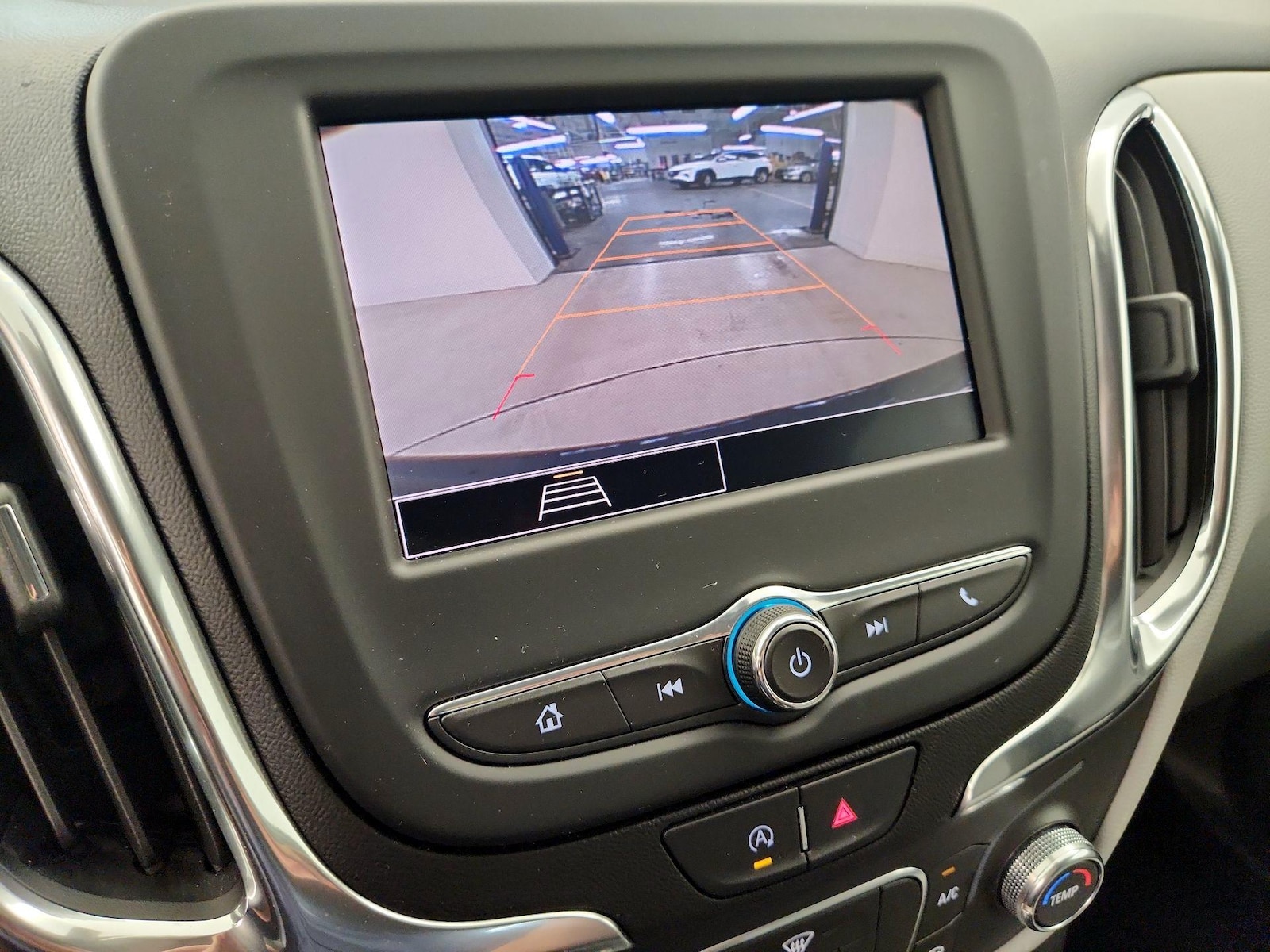 2022 Chevrolet Equinox LT - Photo 15
