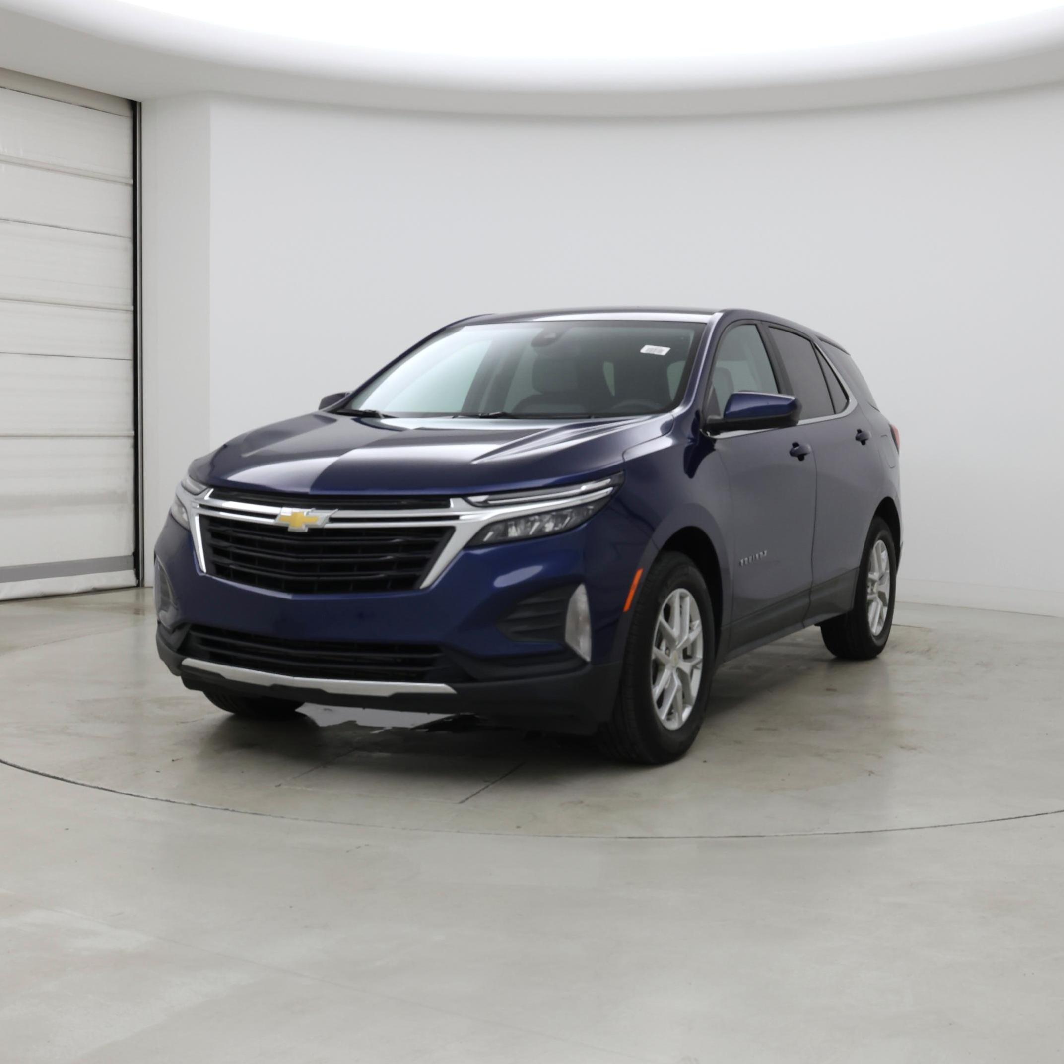 Thumbnail: 2022 Chevrolet Equinox - 4