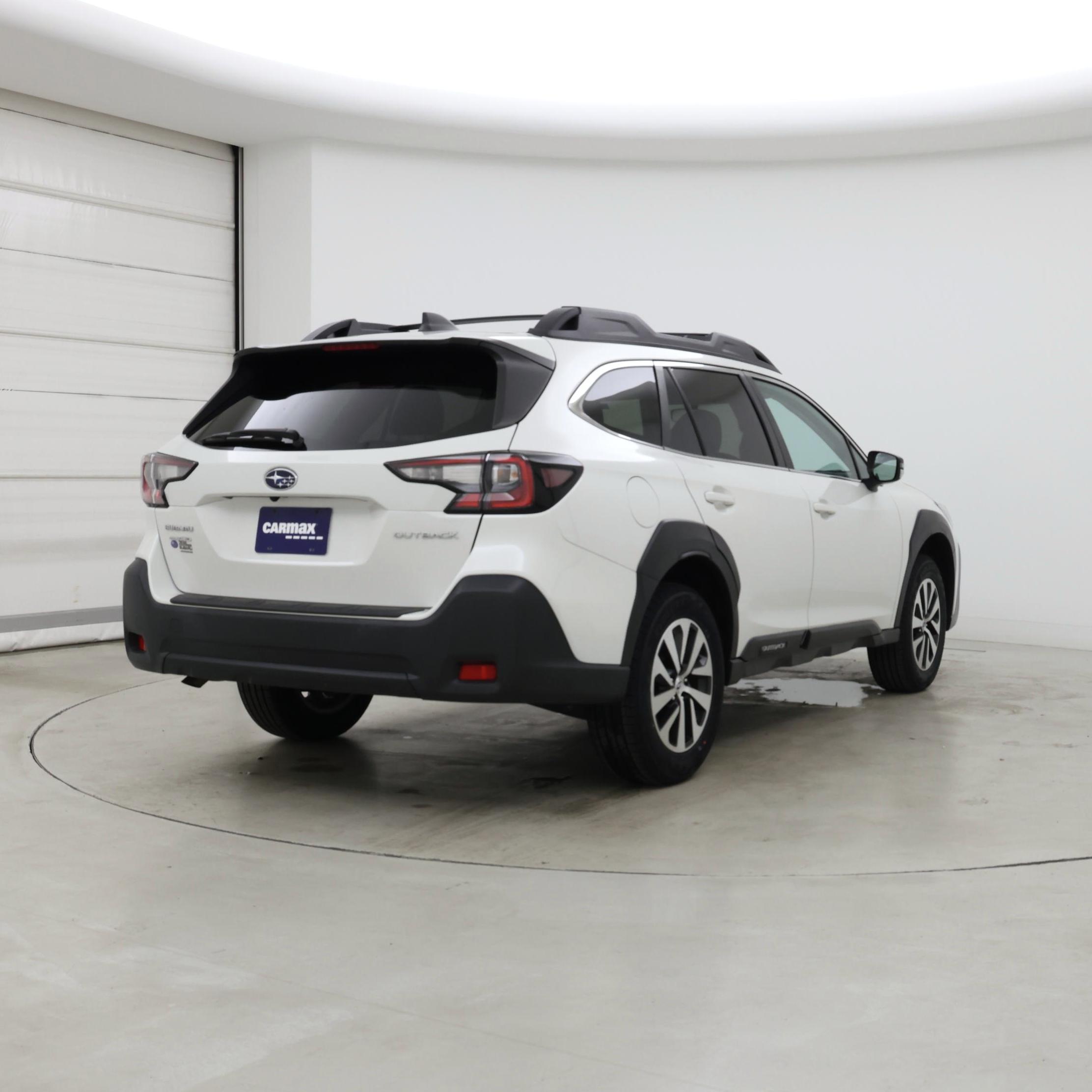 Thumbnail: 2023 Subaru Outback - 8