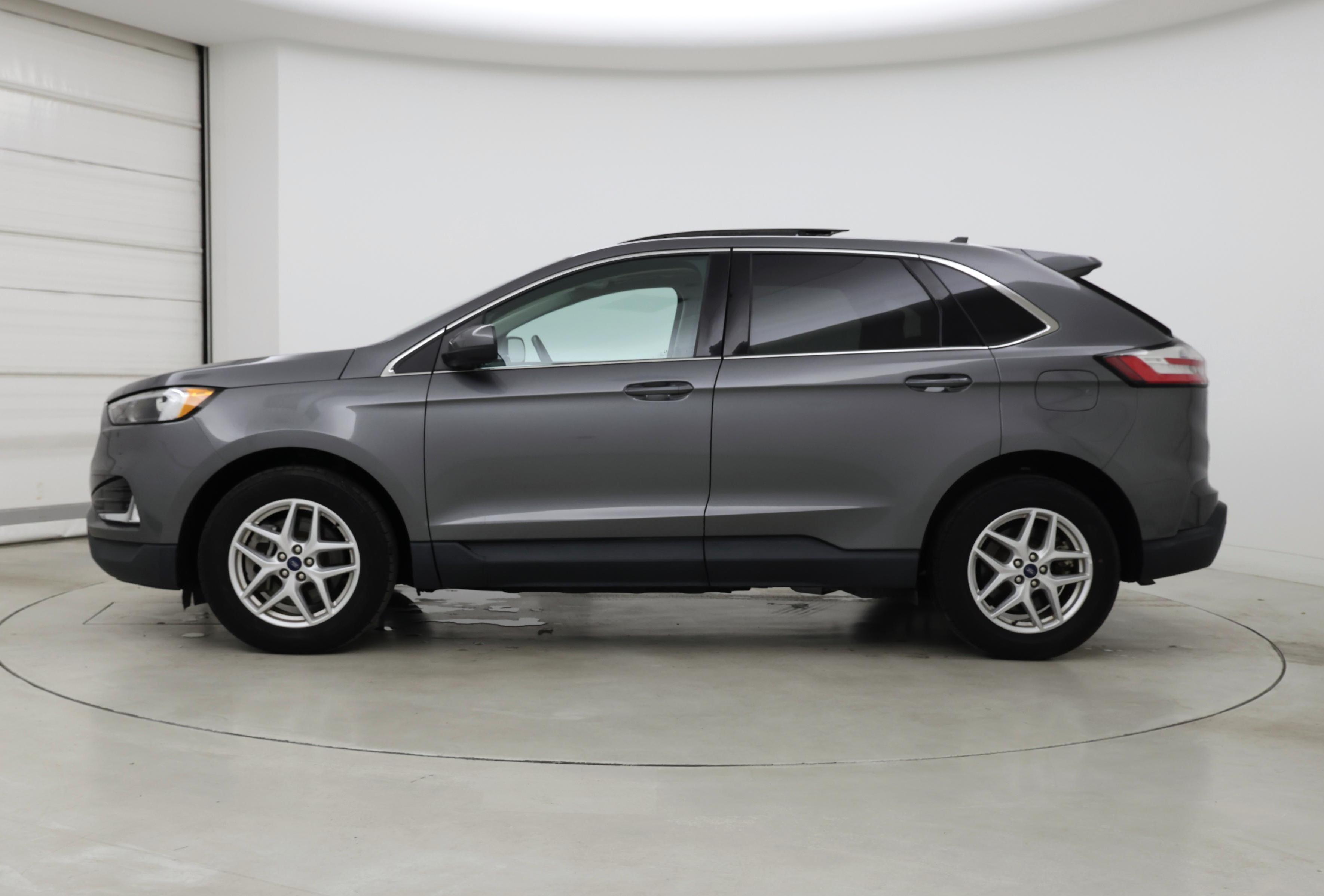 Thumbnail: 2022 Ford Edge - 3