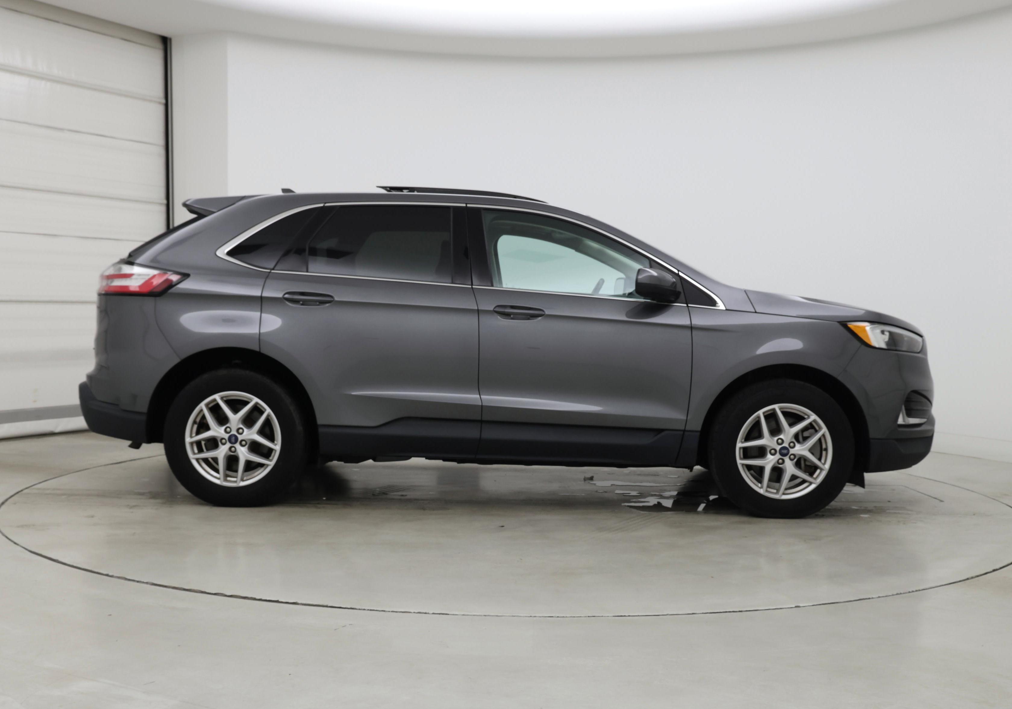 Thumbnail: 2022 Ford Edge - 7