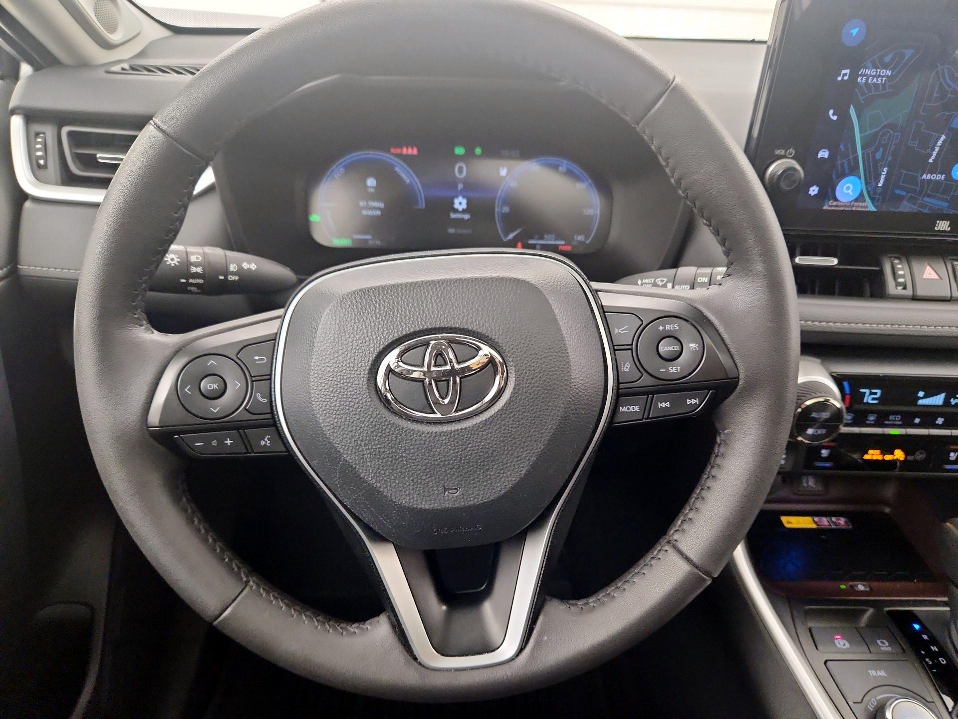 Thumbnail: 2025 Toyota RAV4 - 10