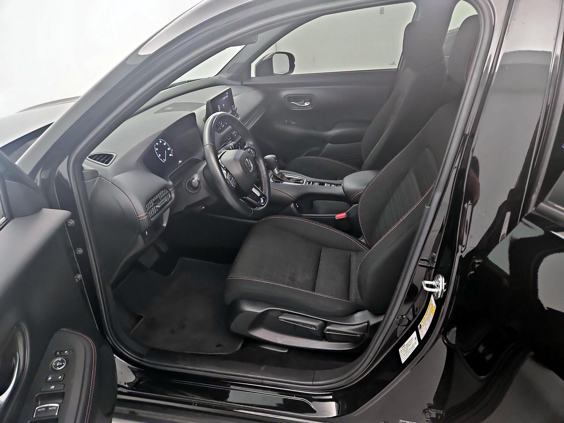 Thumbnail: 2025 Honda HR-V - 11