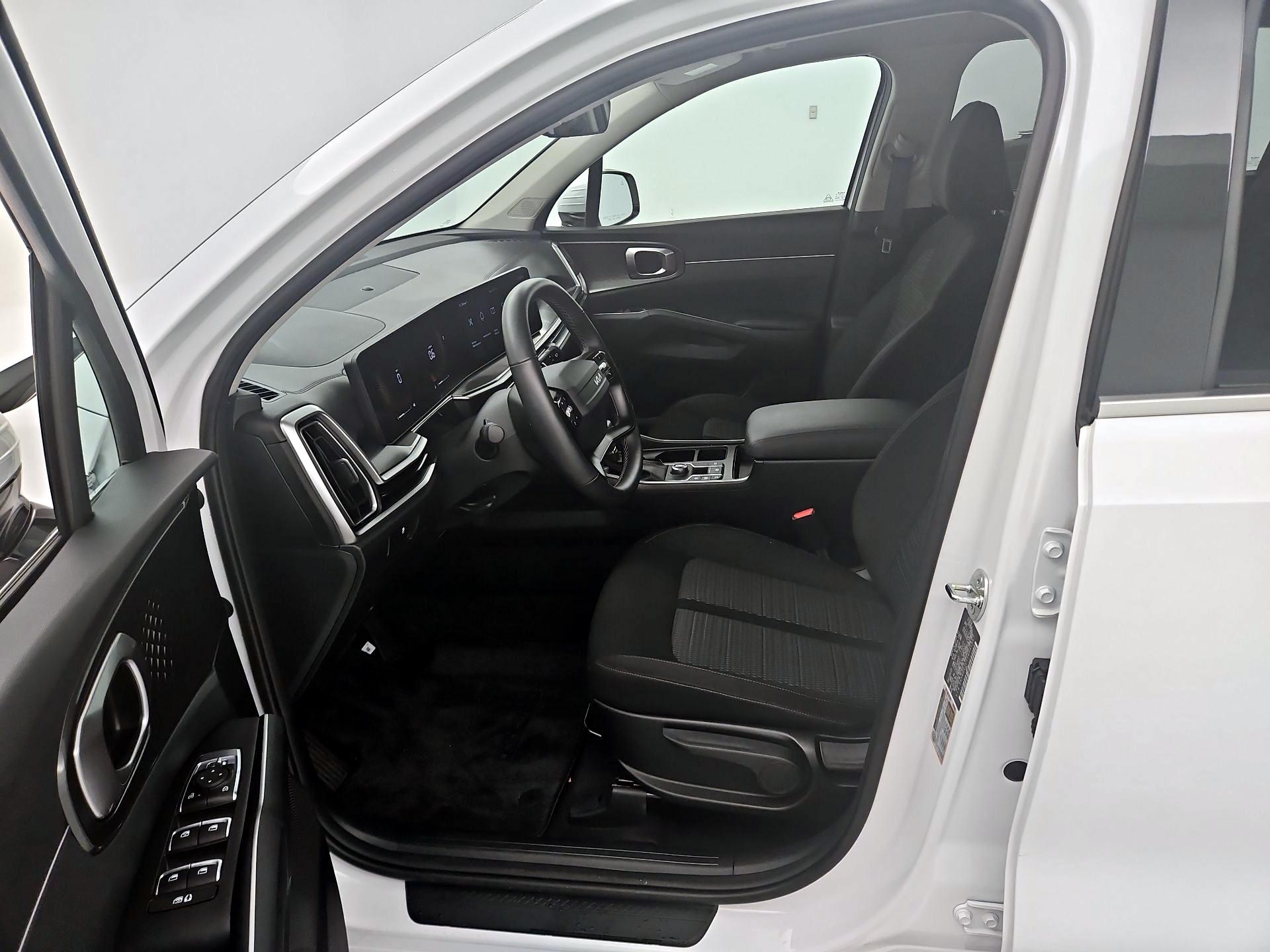Thumbnail: 2026 Kia Sorento - 11