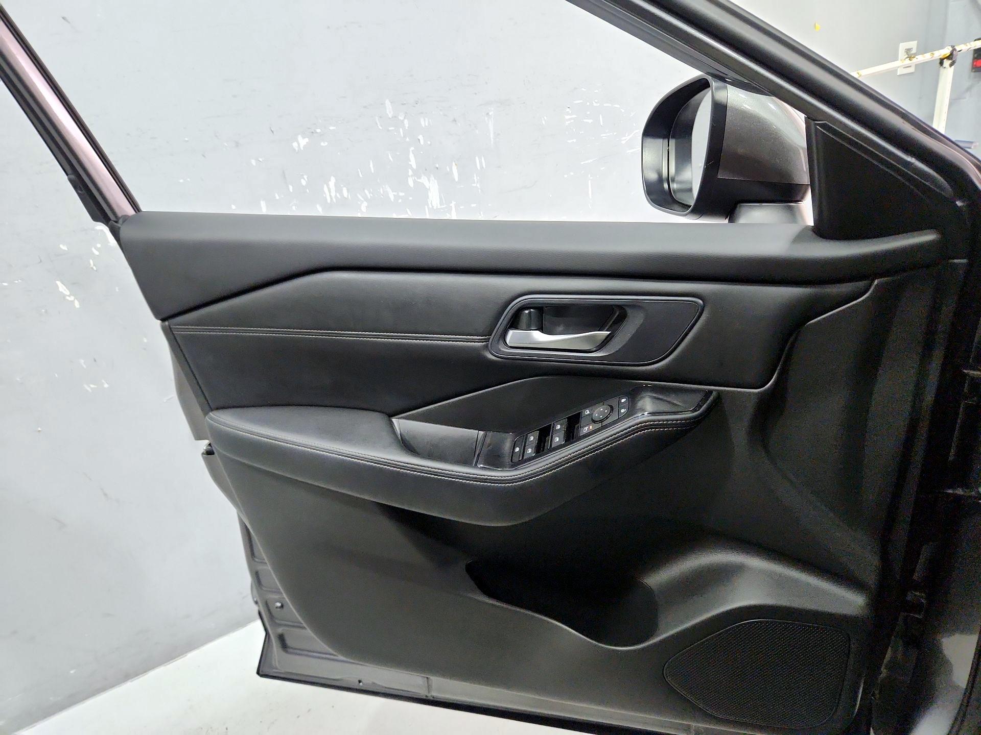 Thumbnail: 2024 Nissan Rogue - 12