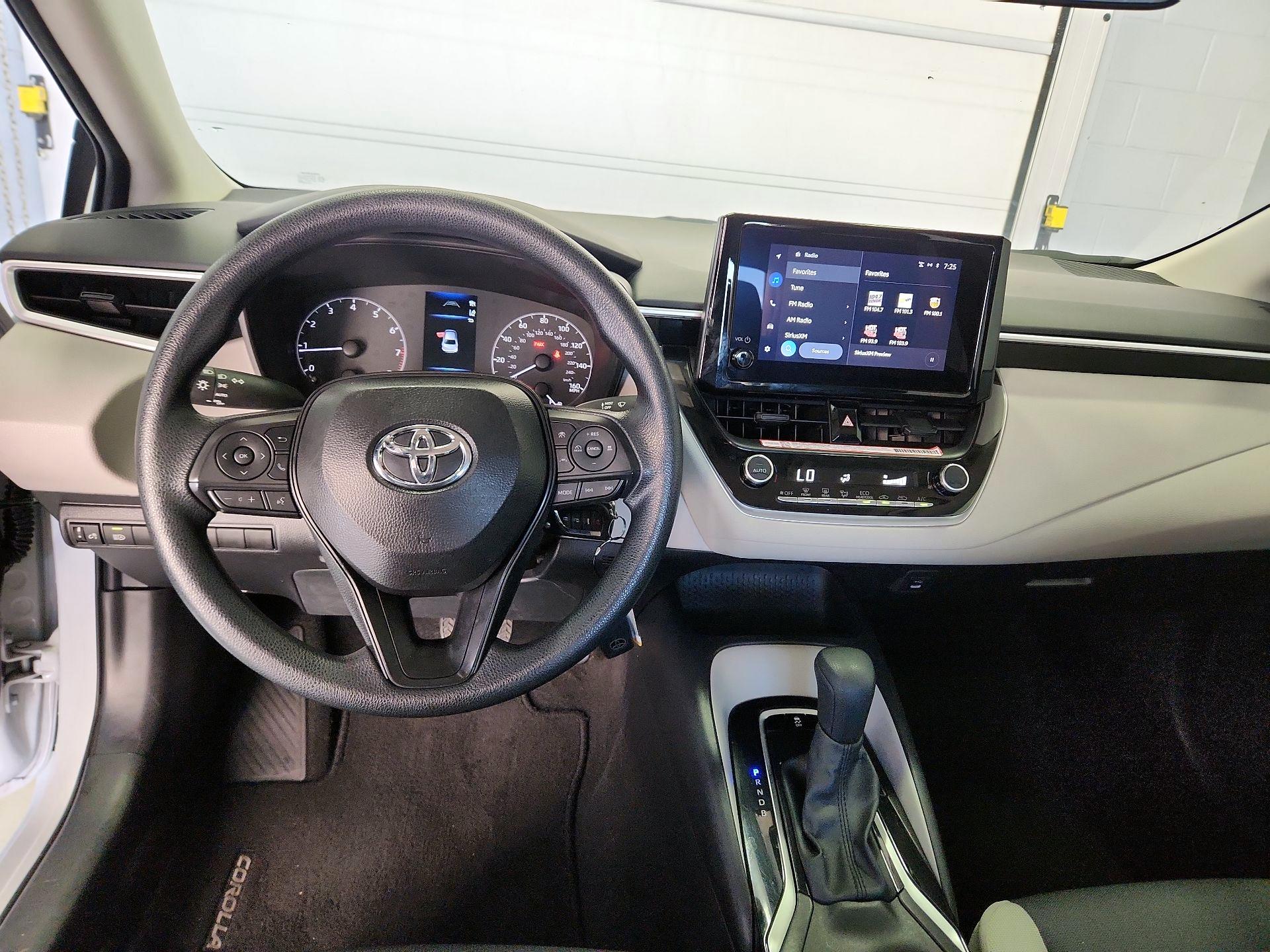 Thumbnail: 2025 Toyota Corolla - 9