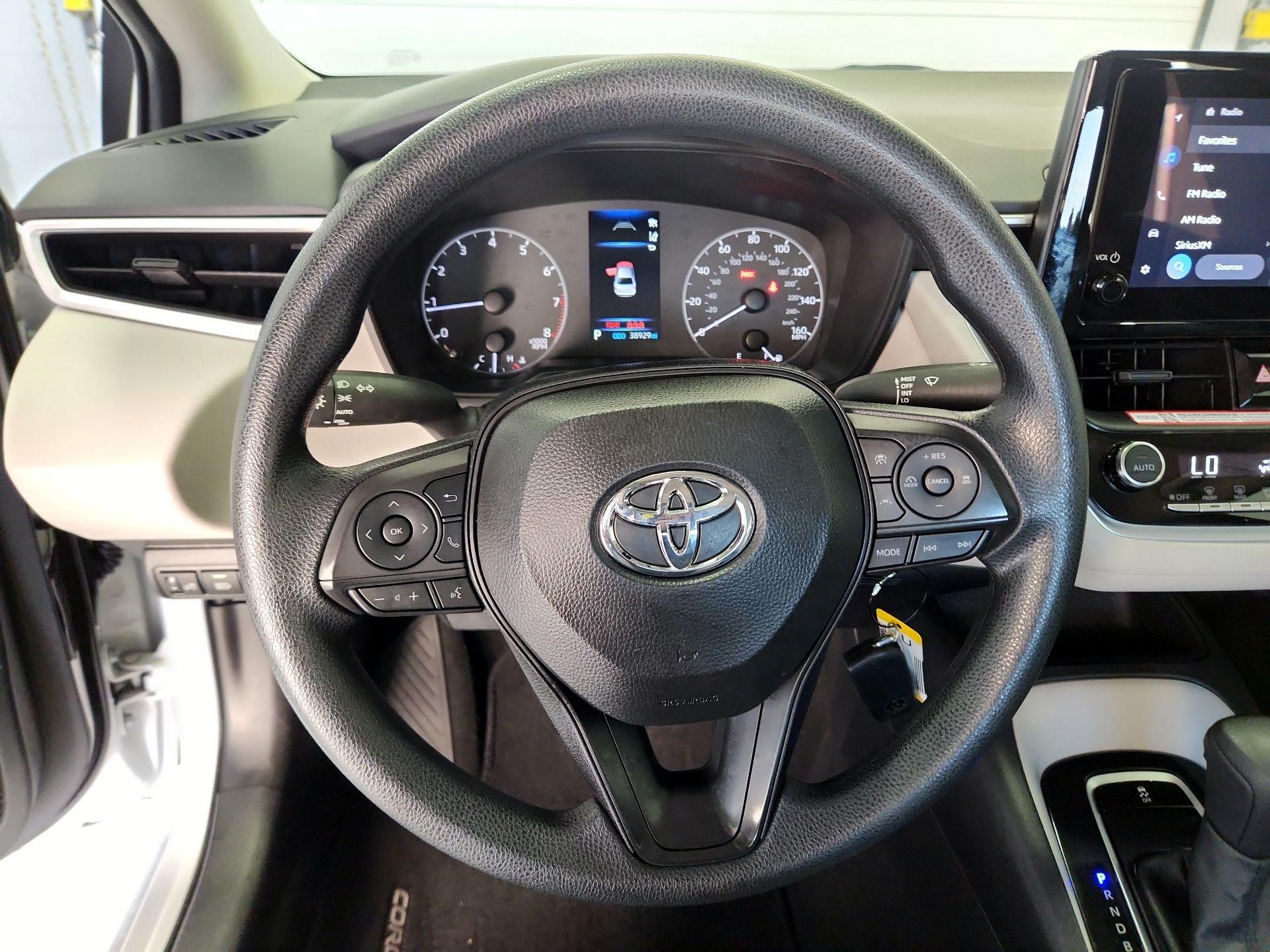 Thumbnail: 2025 Toyota Corolla - 10