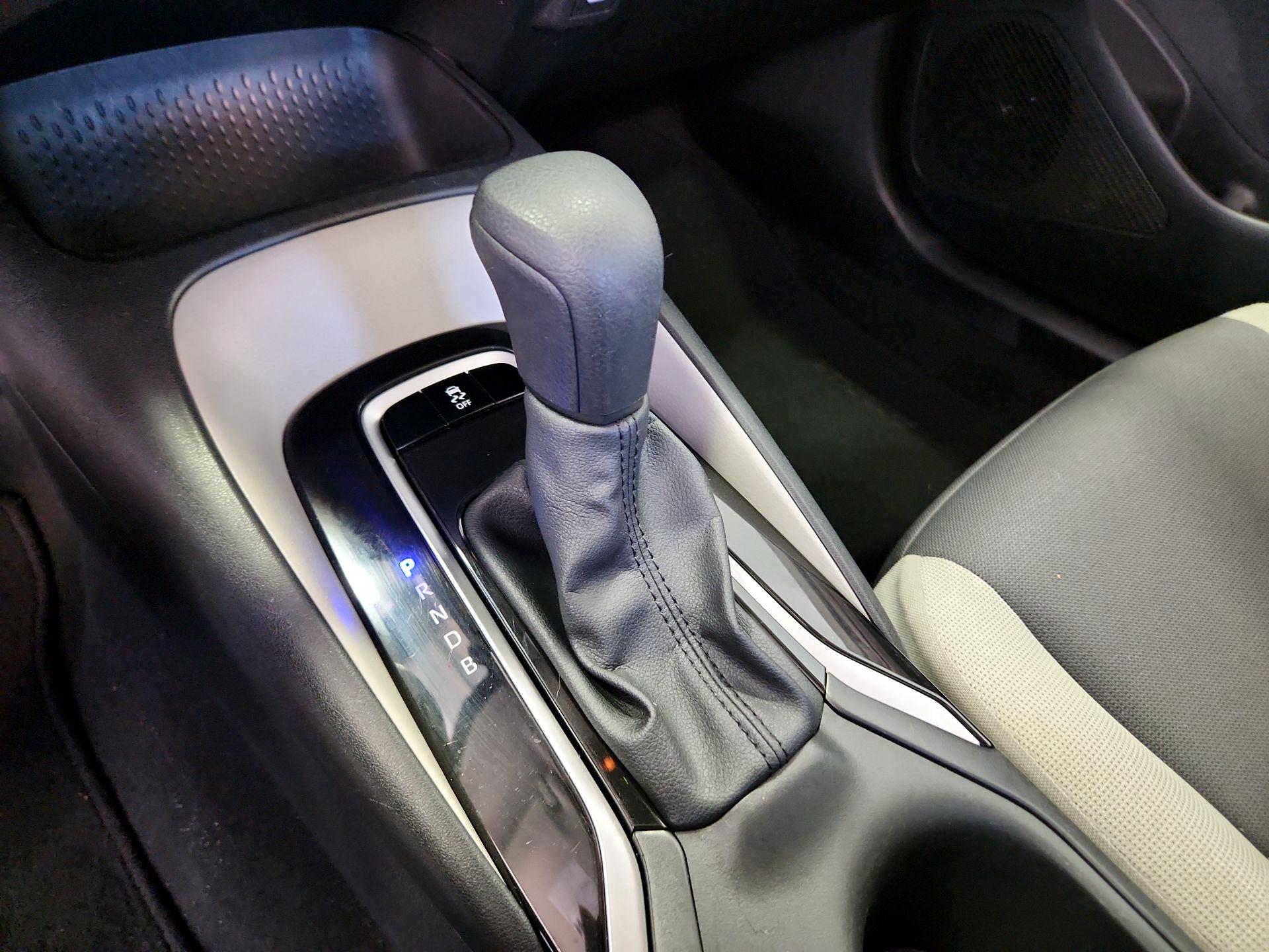 Thumbnail: 2025 Toyota Corolla - 17