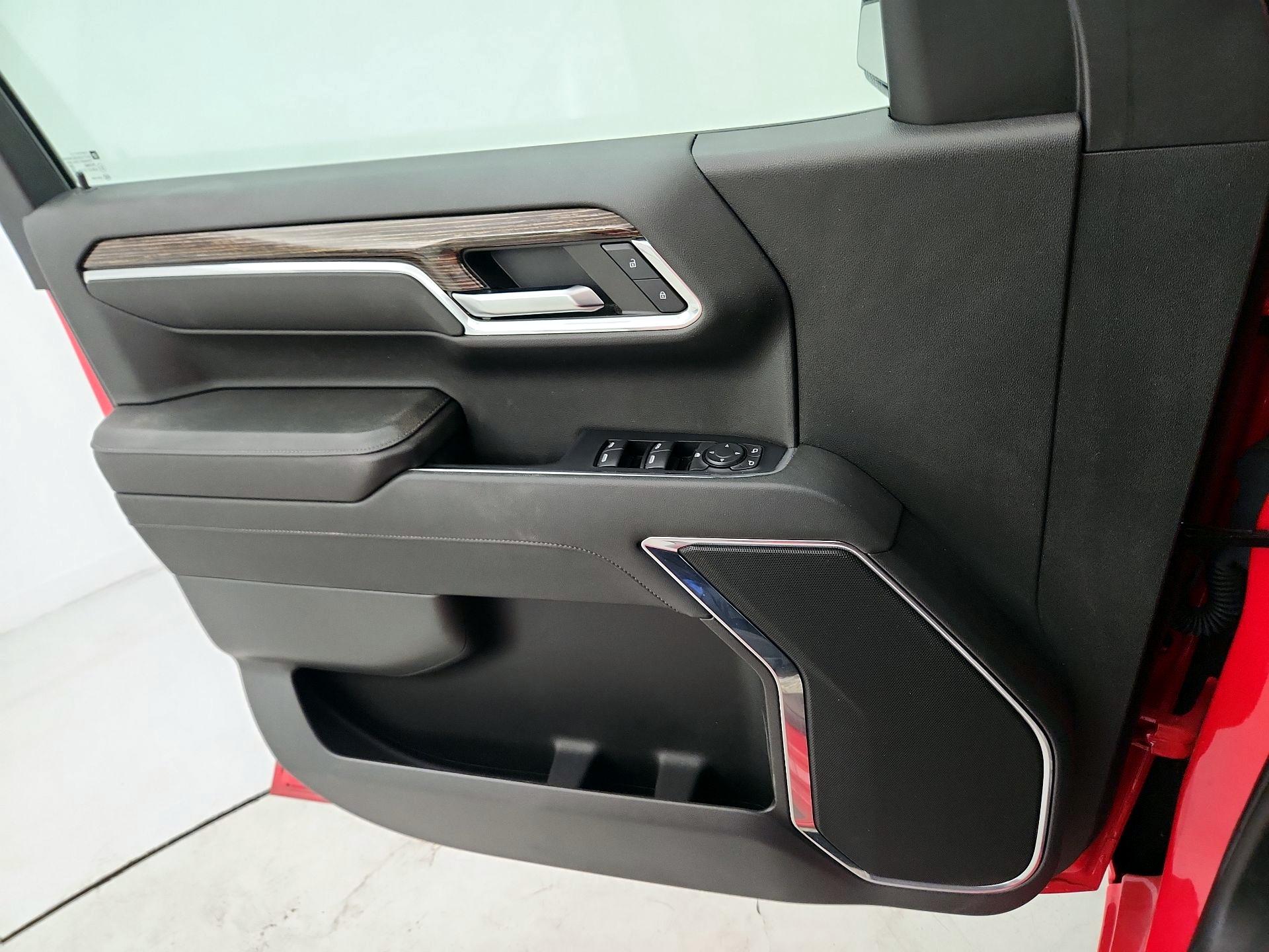 Thumbnail: 2023 GMC Sierra 1500 - 12