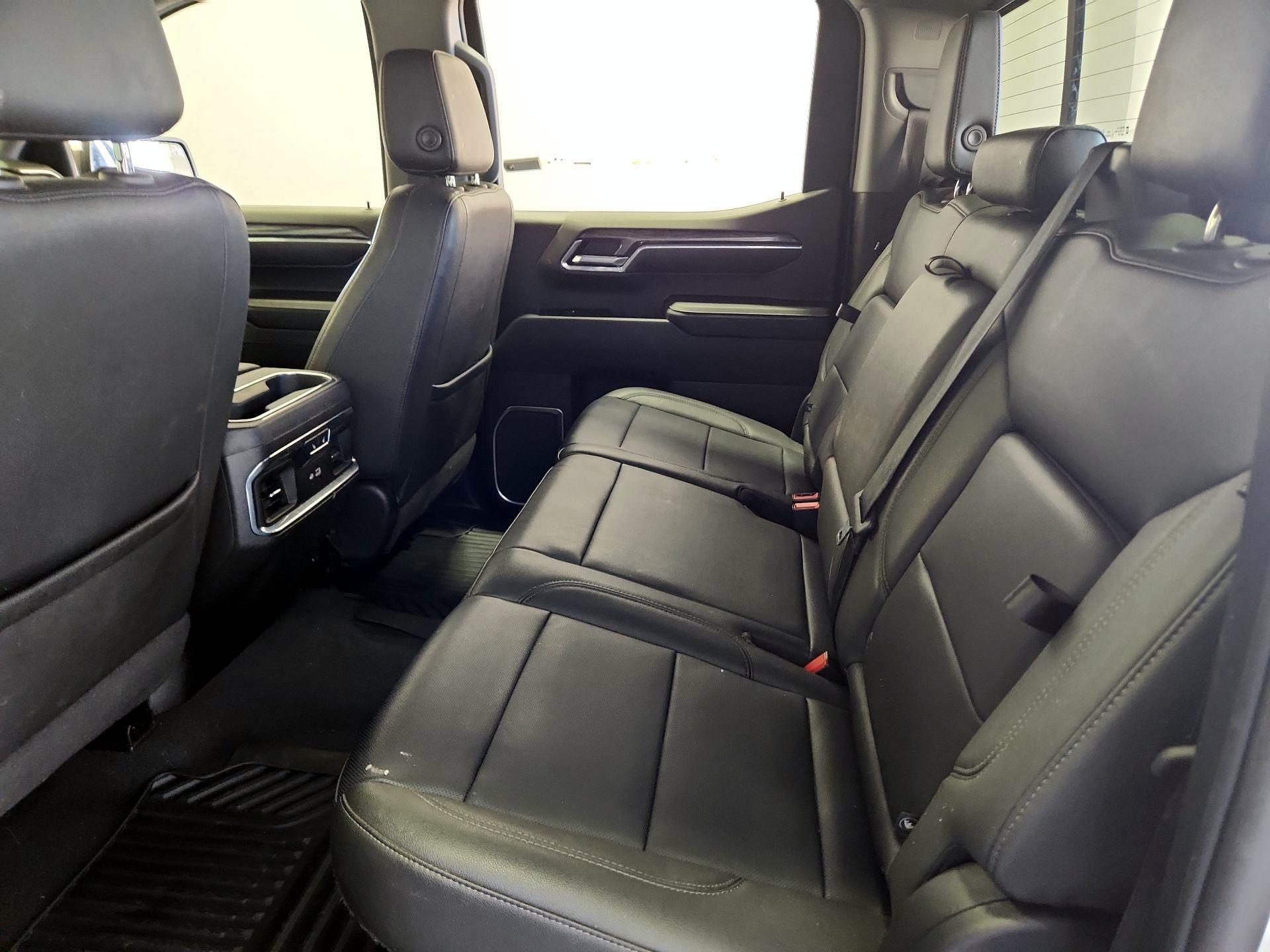 Thumbnail: 2022 Chevrolet Silverado 1500 - 19