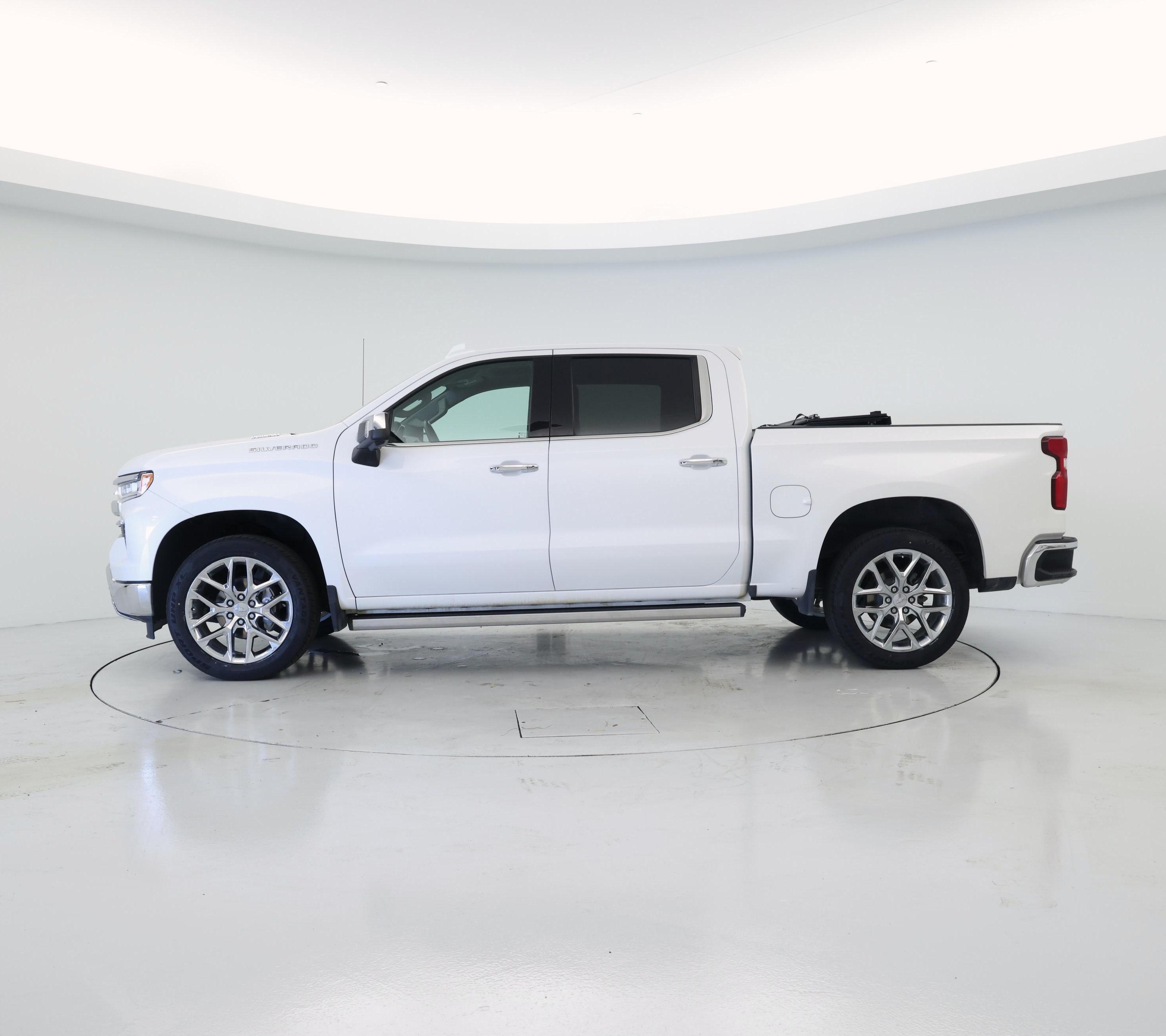 Thumbnail: 2022 Chevrolet Silverado 1500 - 3