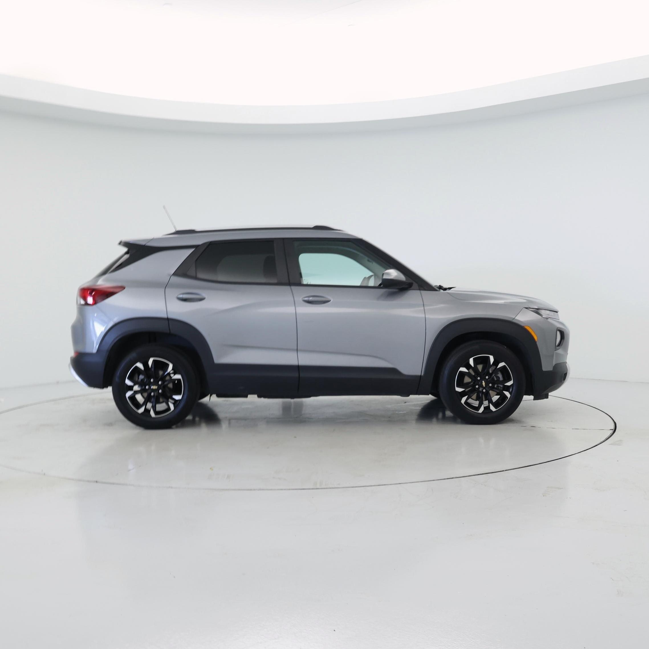 Thumbnail: 2023 Chevrolet TrailBlazer - 7