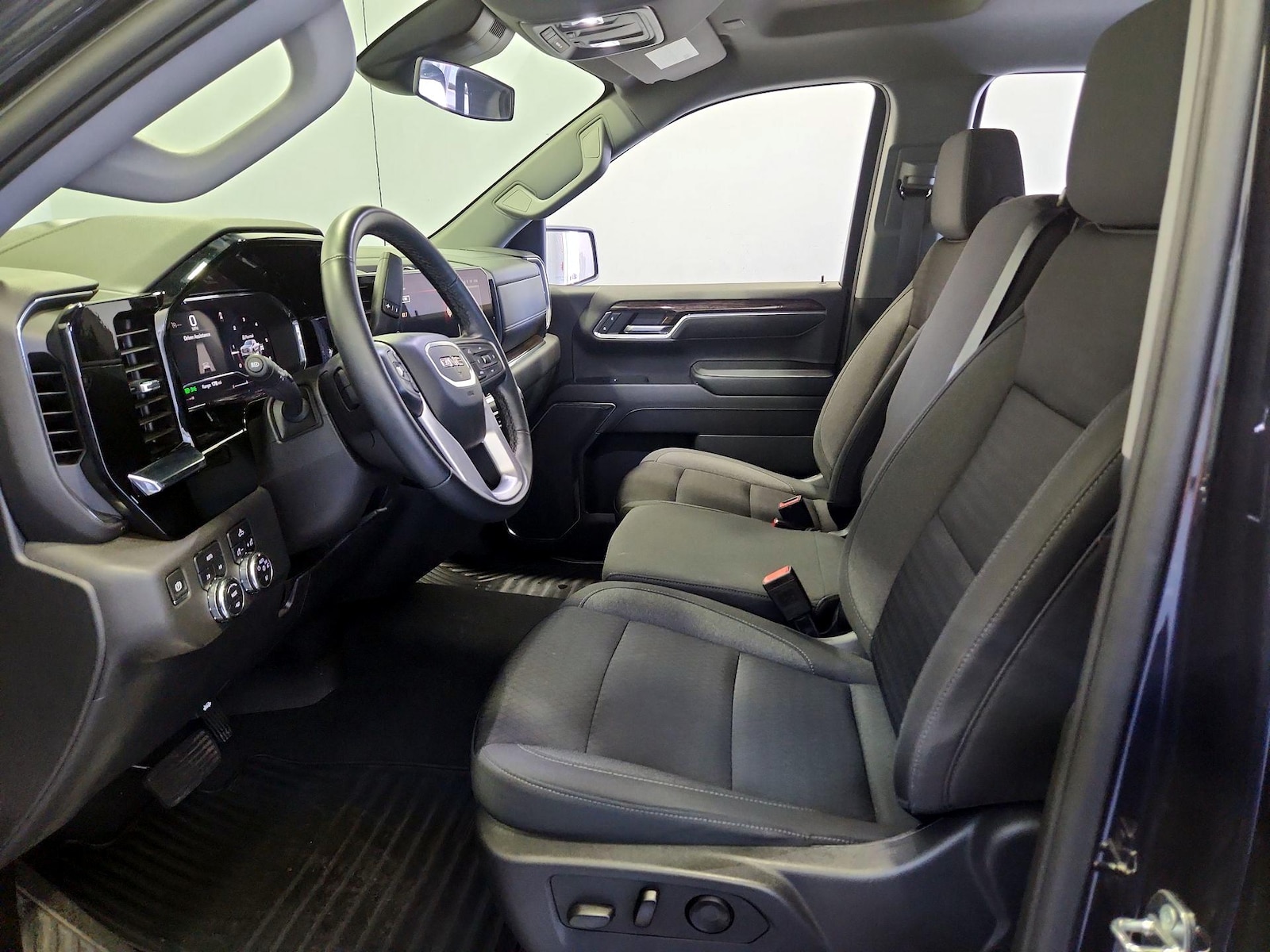 2024 GMC Sierra 1500 Elevation - Photo 12