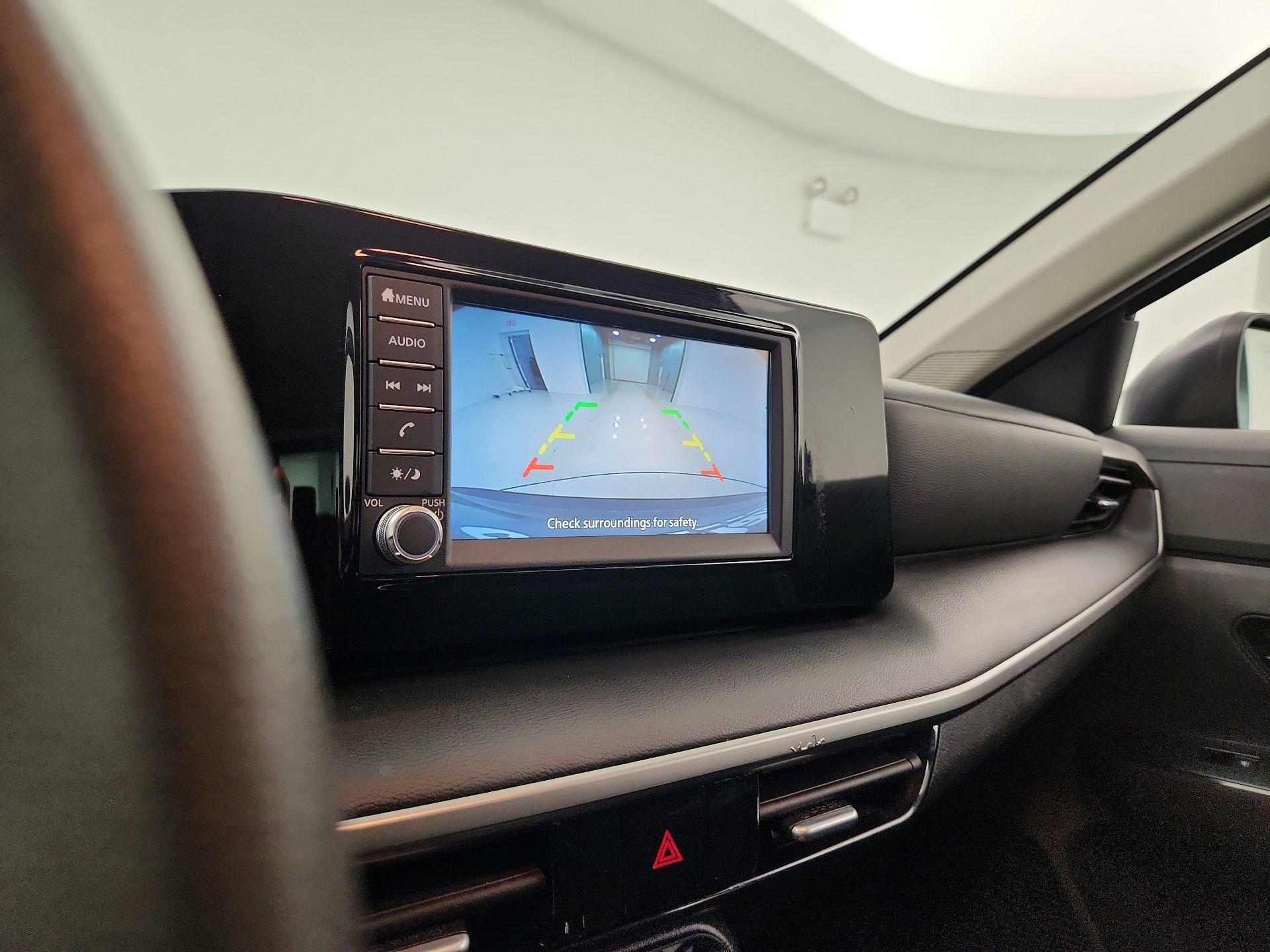 Thumbnail: 2025 Nissan Kicks - 14