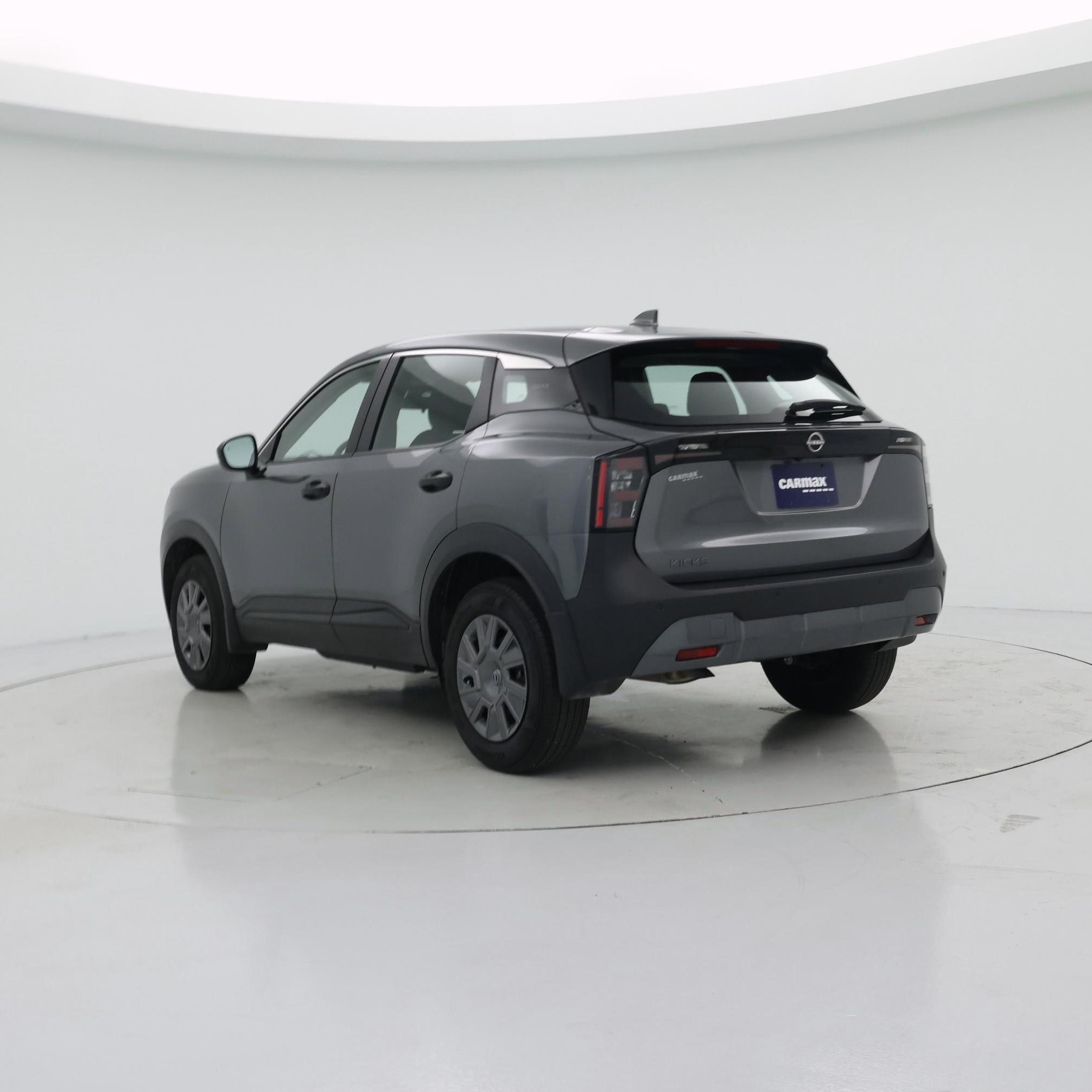 Thumbnail: 2025 Nissan Kicks - 2
