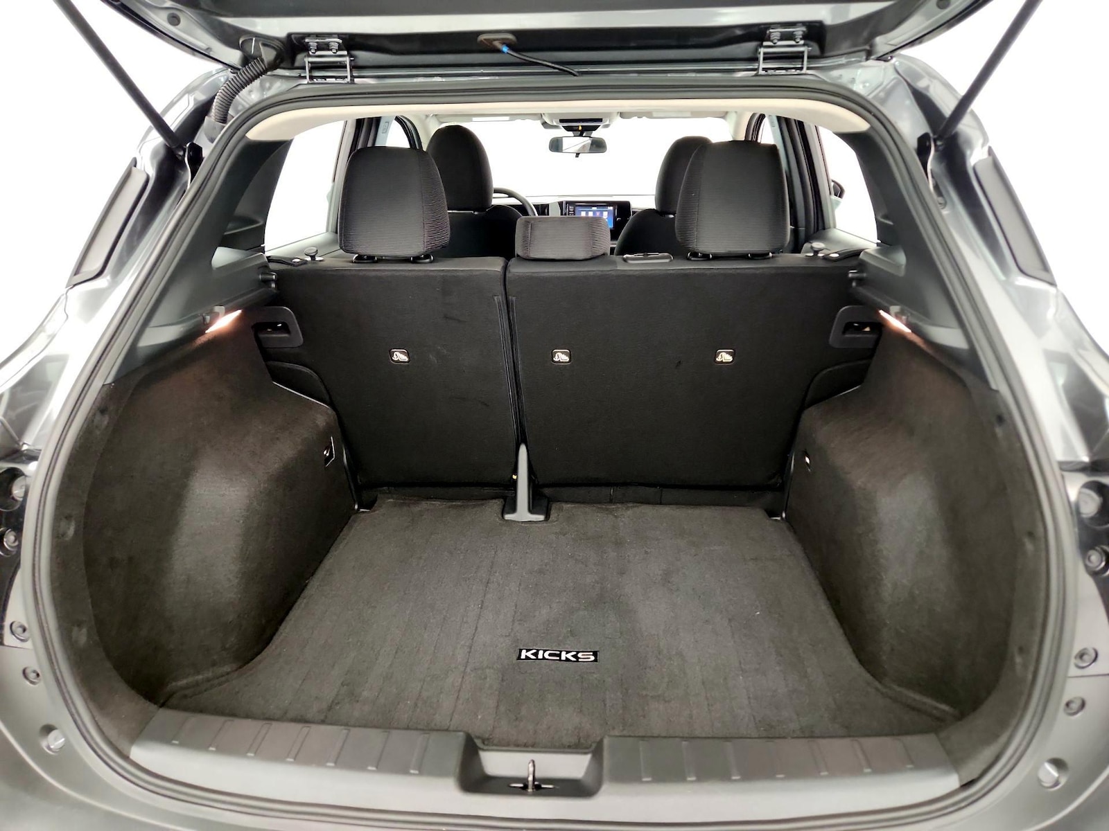 2025 Nissan Kicks S - Photo 21