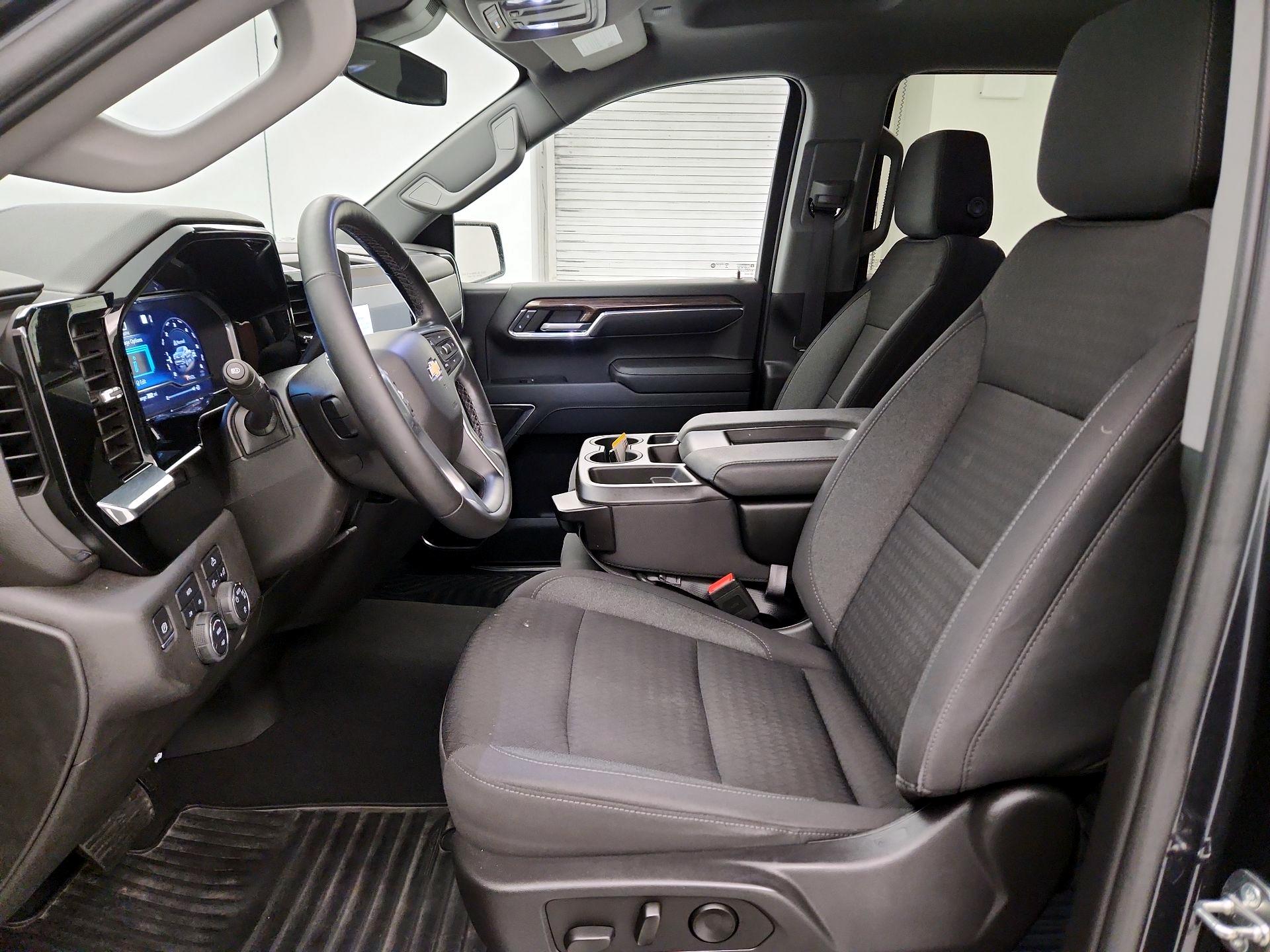 Thumbnail: 2023 Chevrolet Silverado 1500 - 11