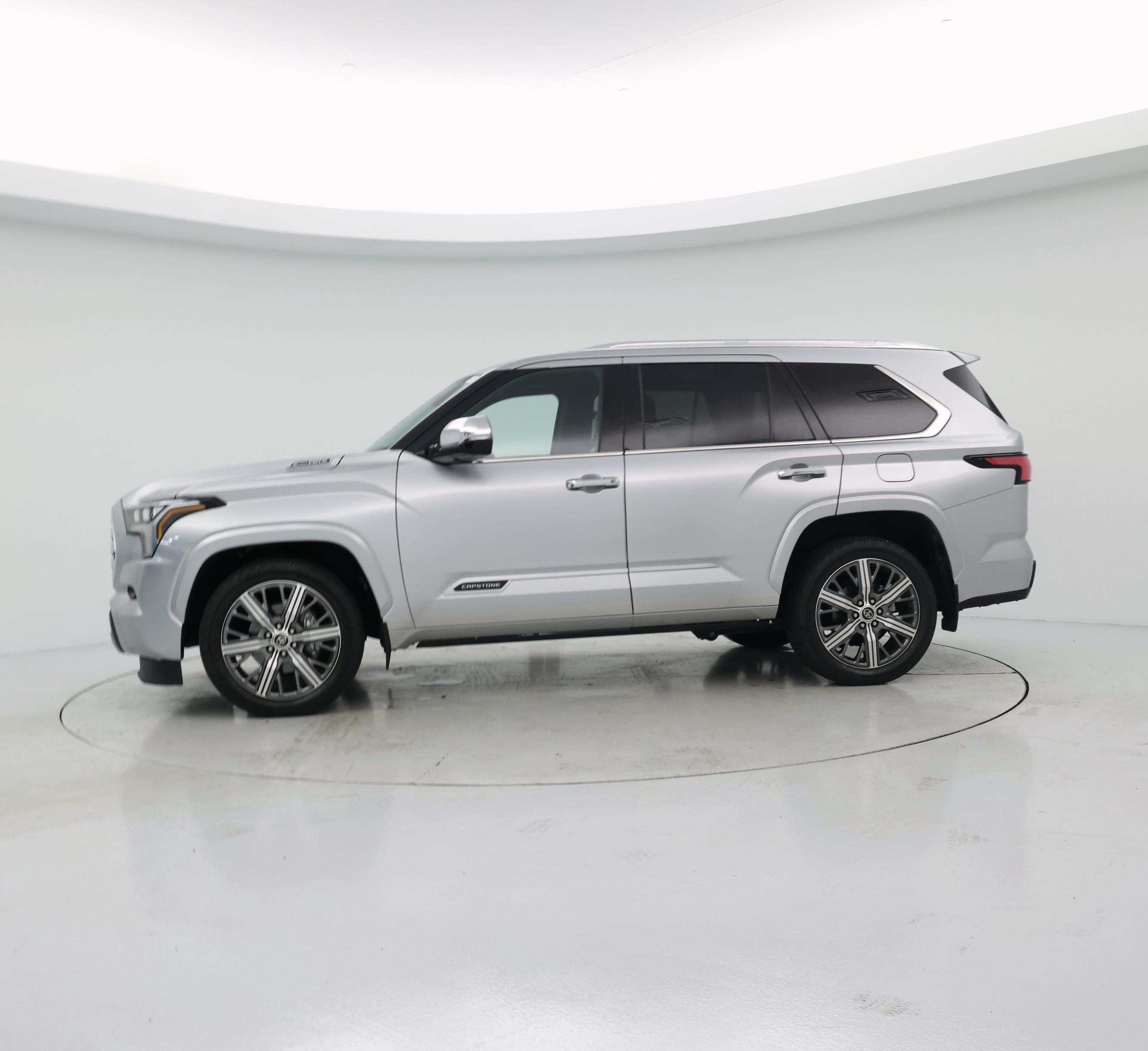 Thumbnail: 2023 Toyota Sequoia - 3