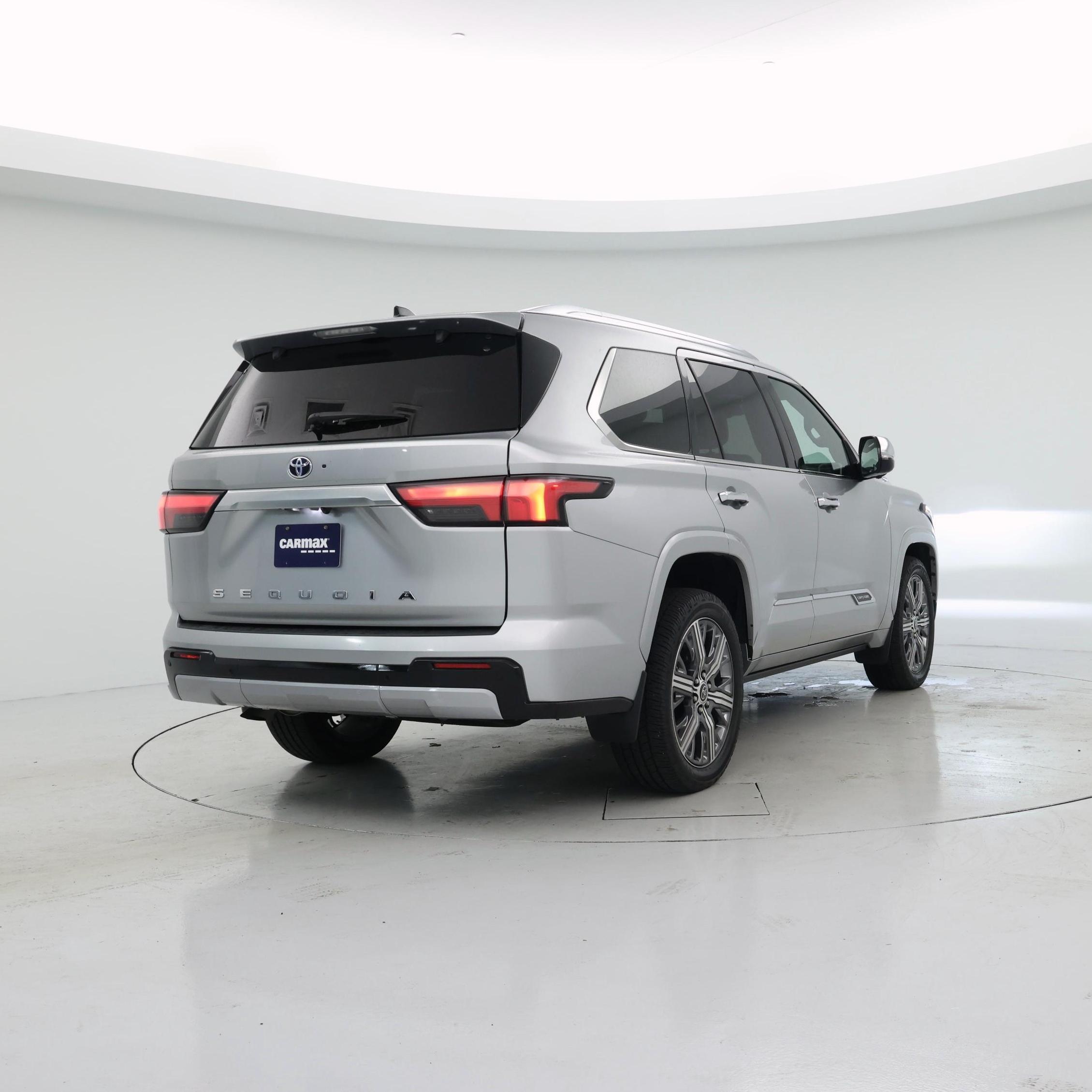 Thumbnail: 2023 Toyota Sequoia - 8