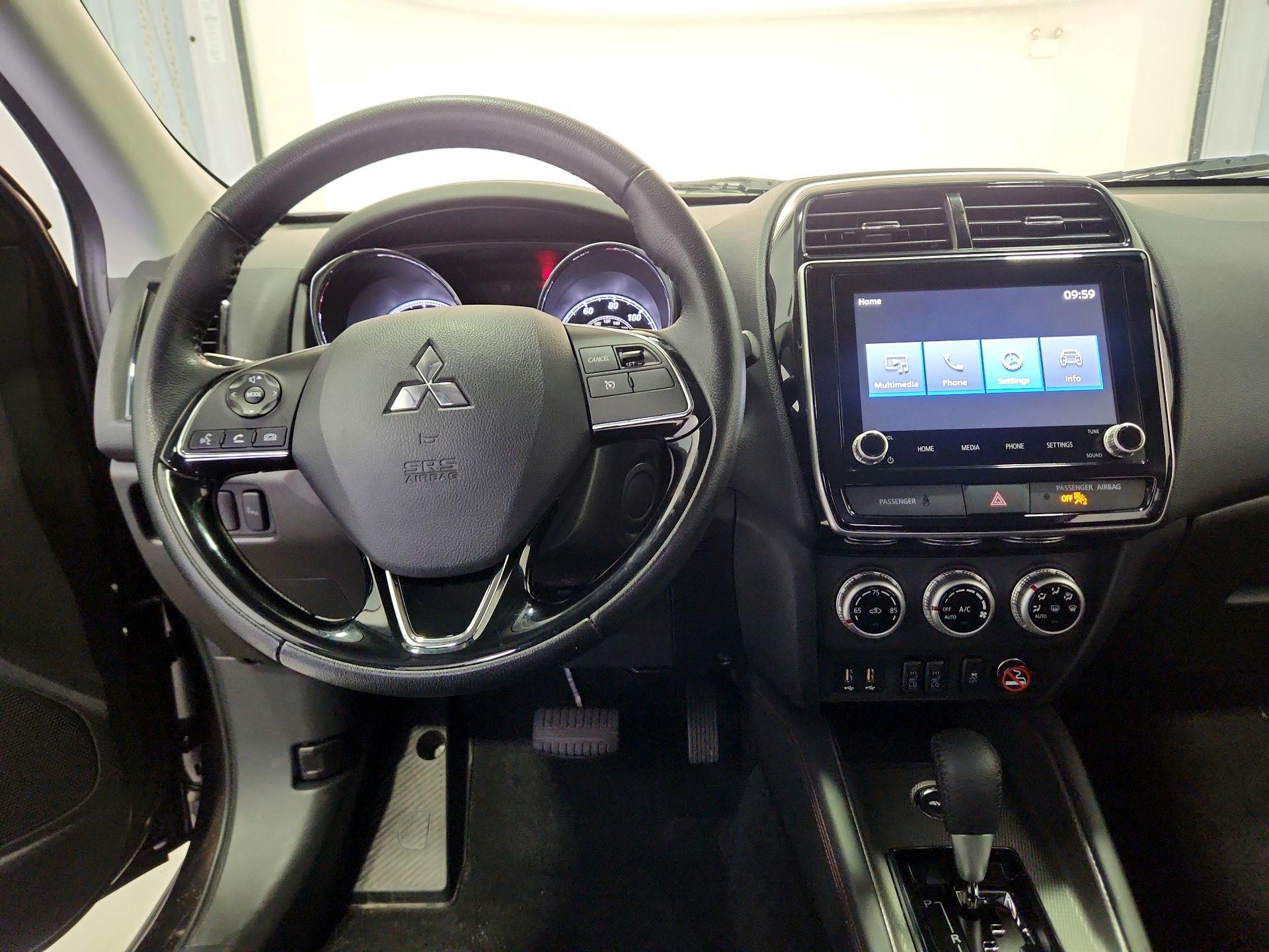 Thumbnail: 2024 Mitsubishi Outlander Sport - 9