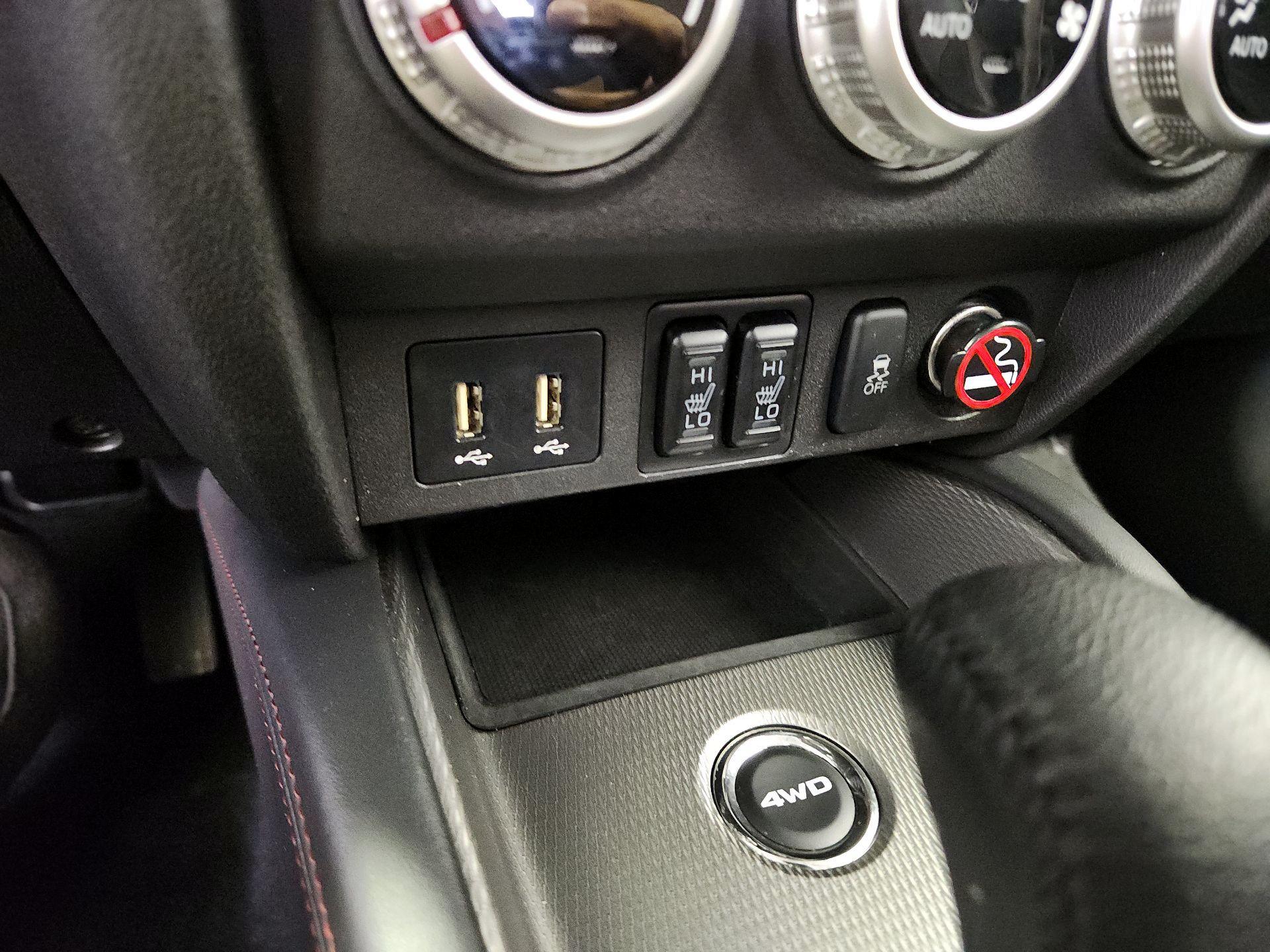 Thumbnail: 2024 Mitsubishi Outlander Sport - 18