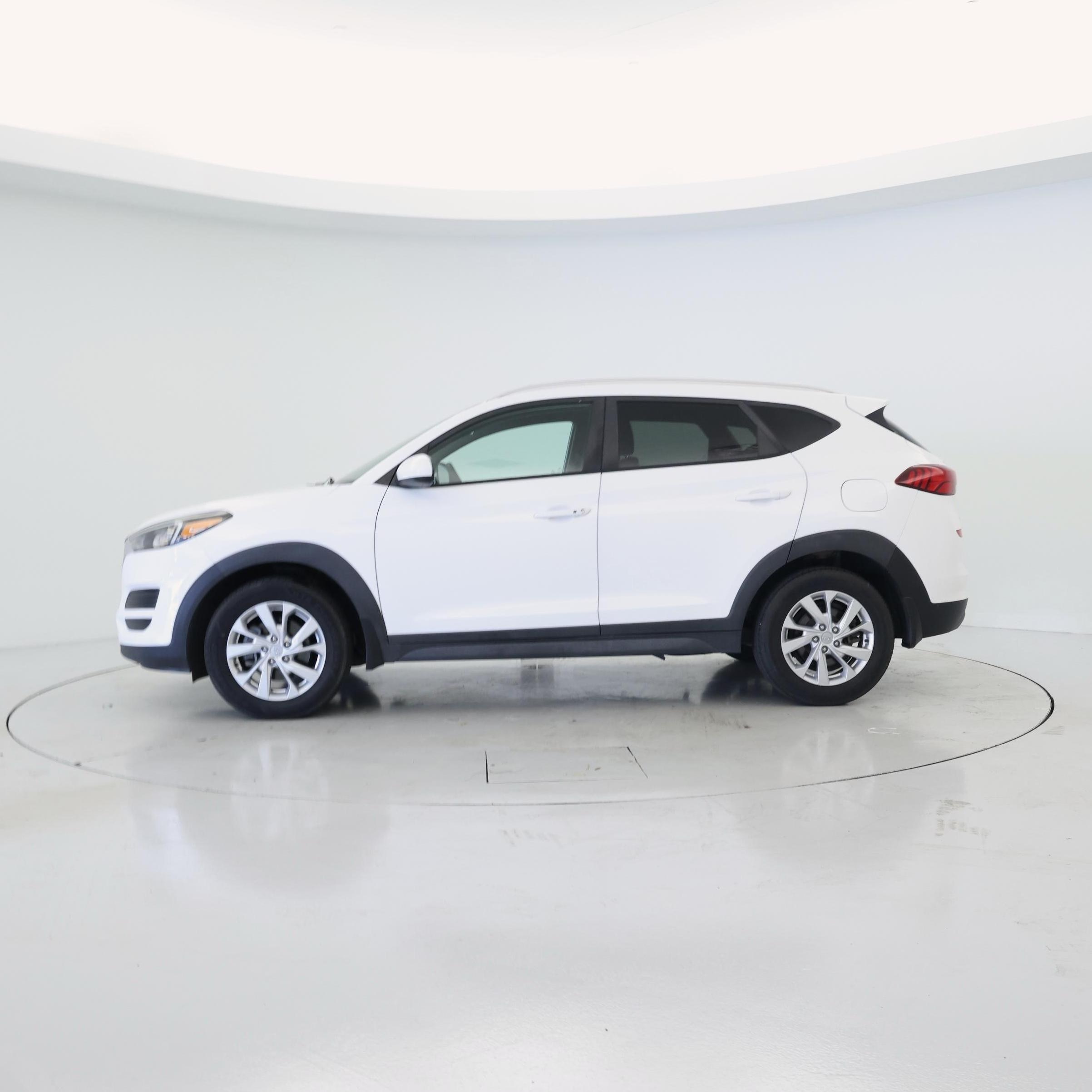 Thumbnail: 2019 Hyundai Tucson - 3