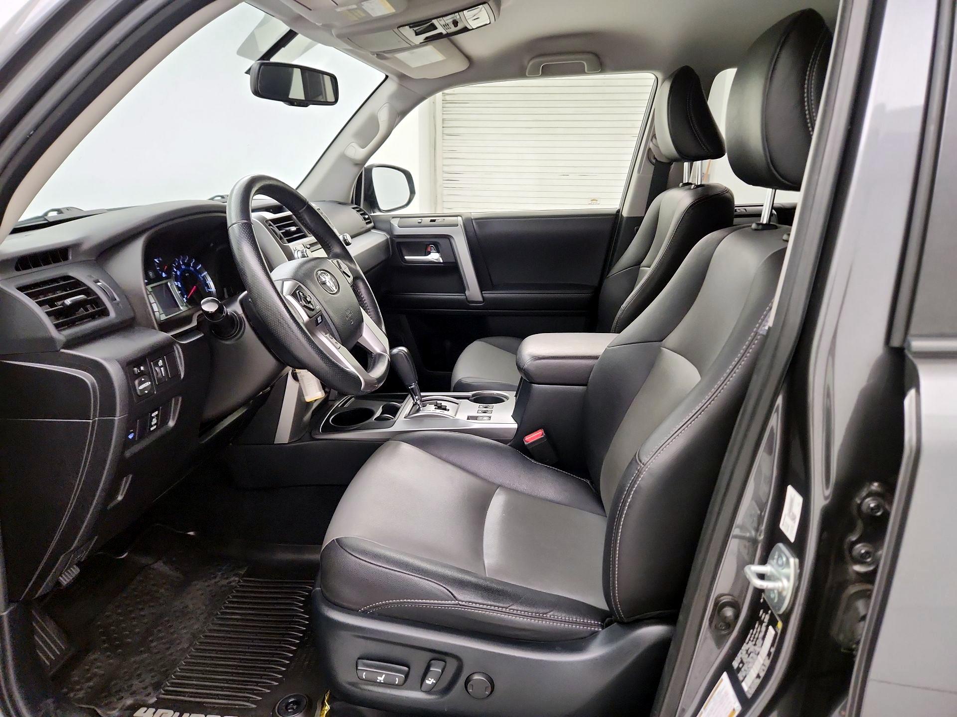 Thumbnail: 2017 Toyota 4Runner - 11