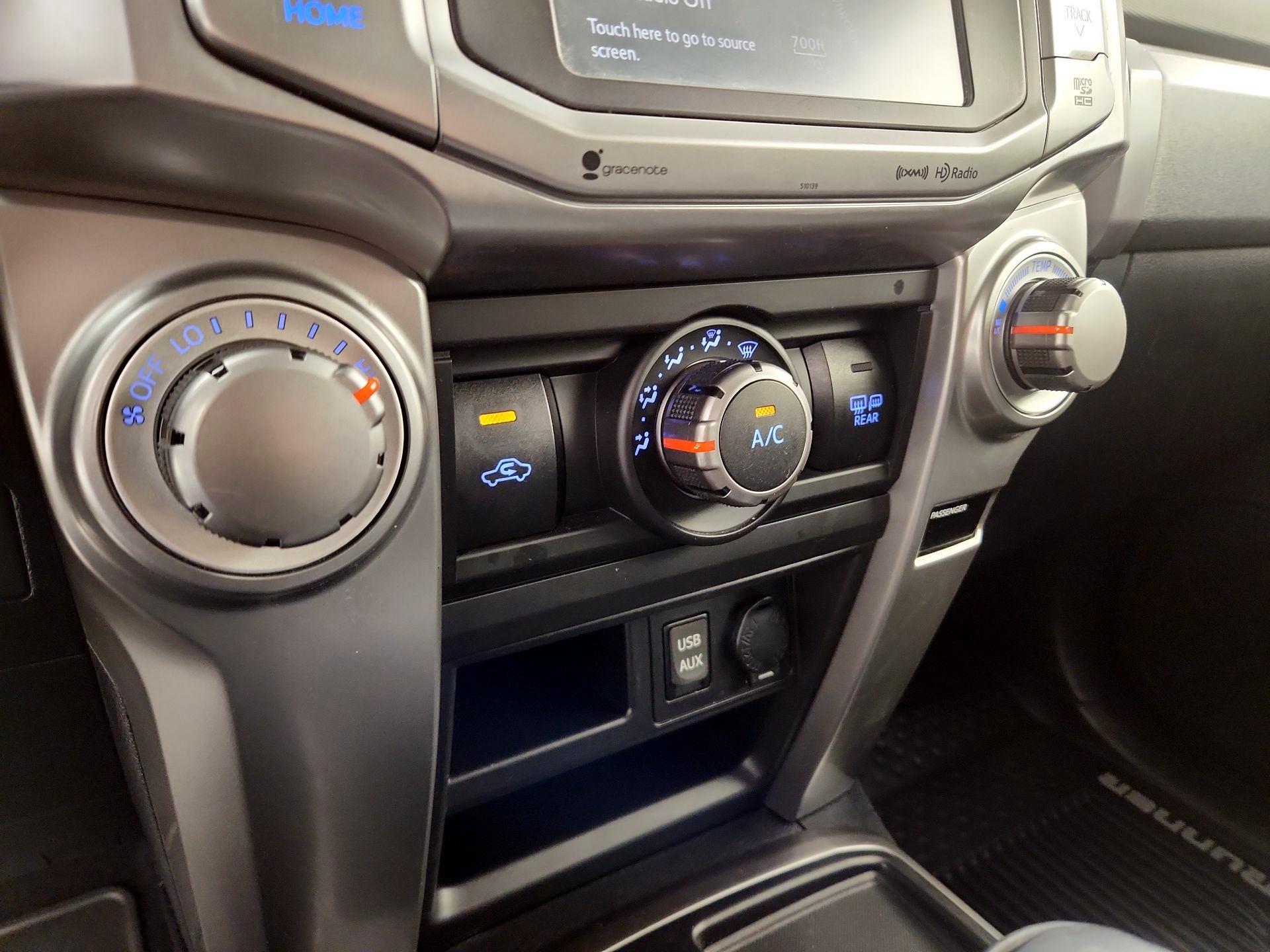 Thumbnail: 2017 Toyota 4Runner - 17
