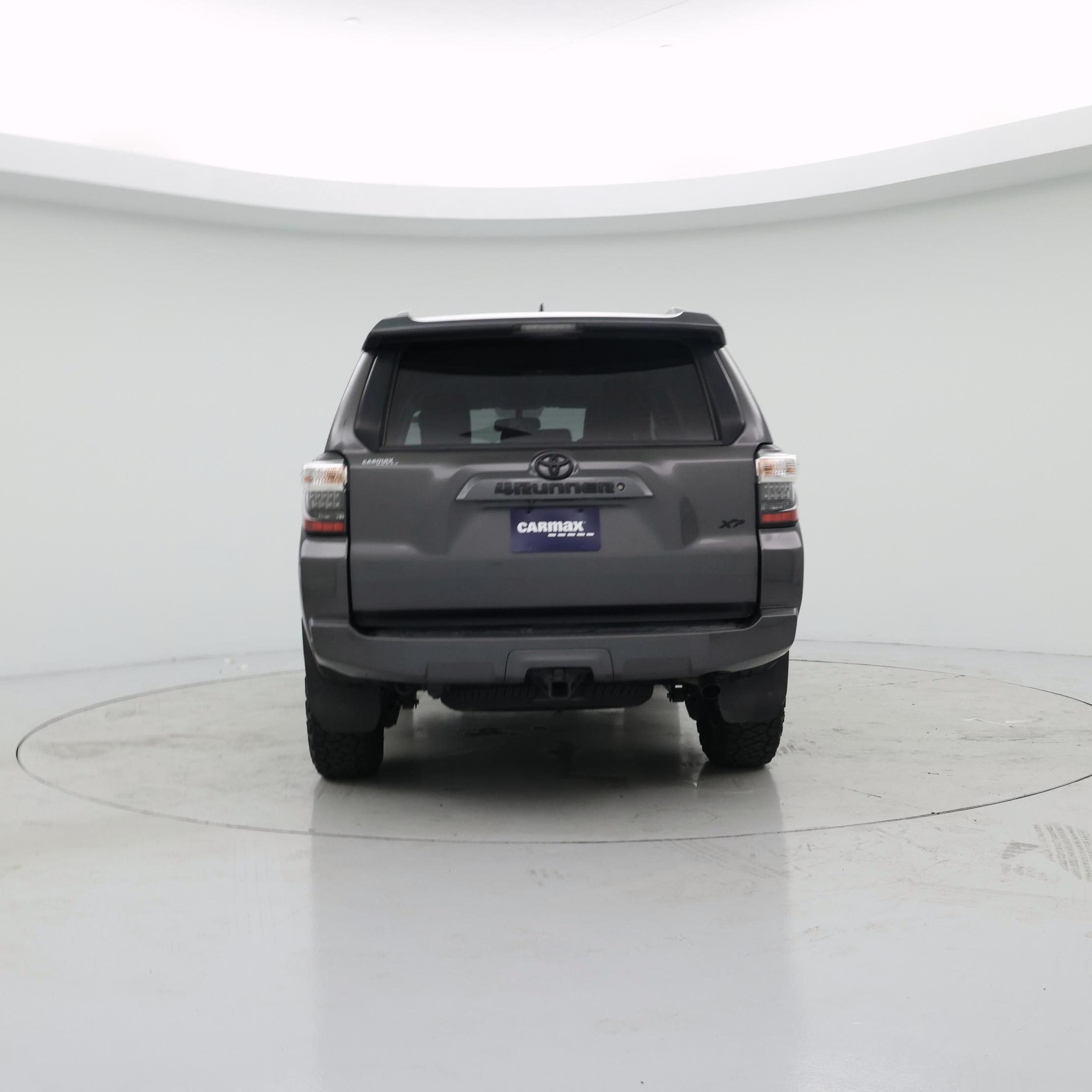 Thumbnail: 2017 Toyota 4Runner - 6