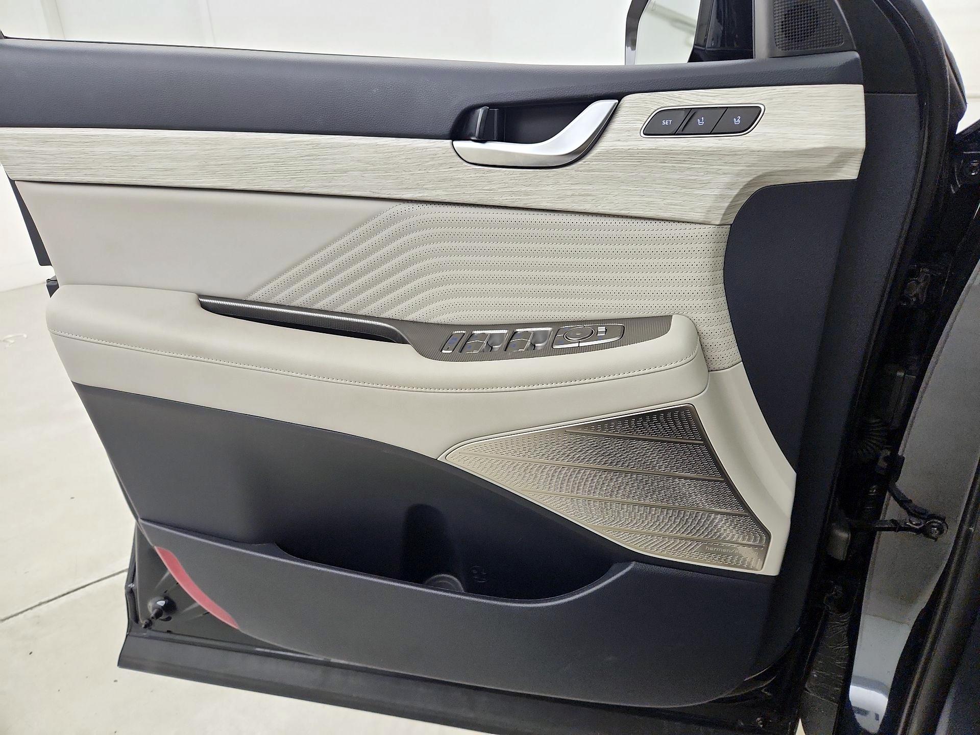 Thumbnail: 2023 Hyundai Palisade - 12