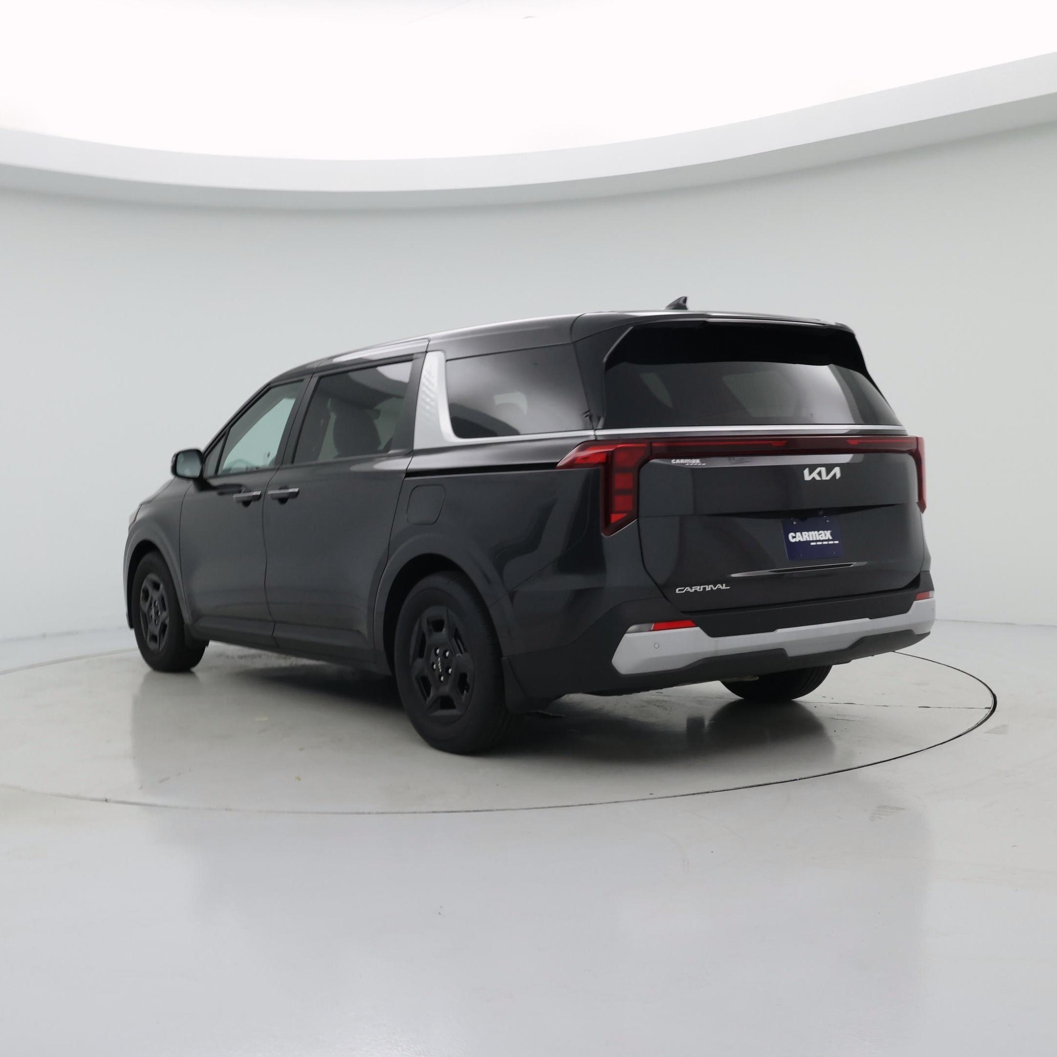 Thumbnail: 2025 Kia Carnival - 2