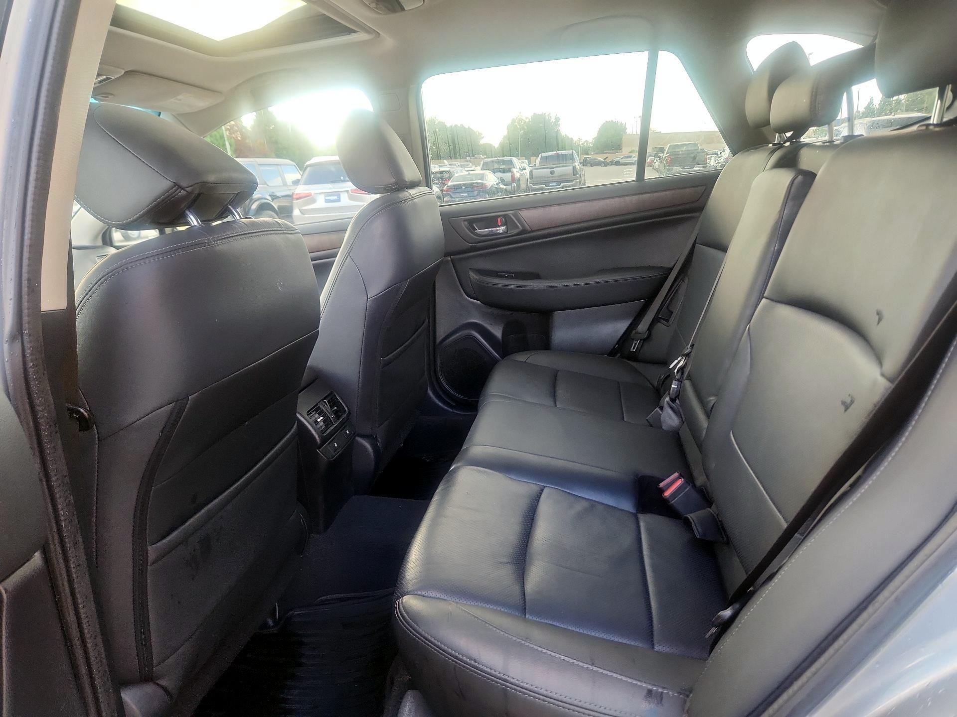 Thumbnail: 2016 Subaru Outback - 18
