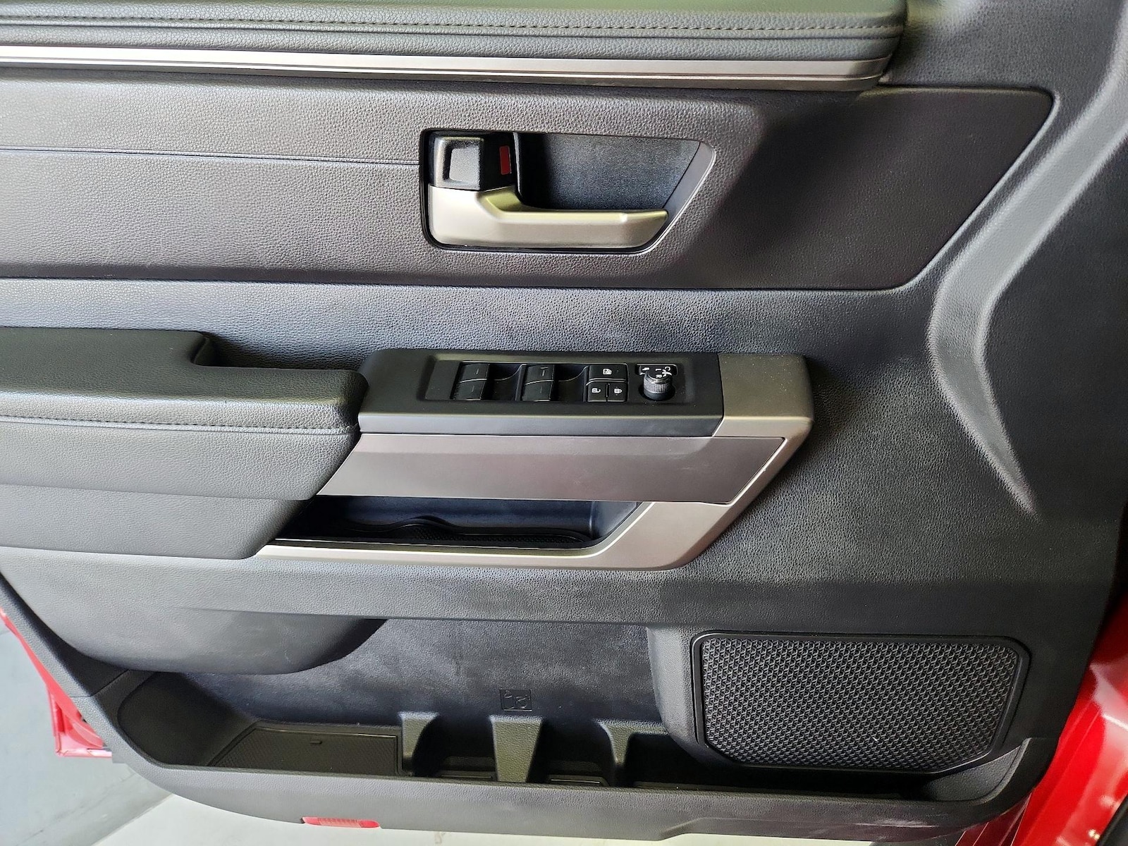 2022 Toyota Tundra SR5 - Photo 13