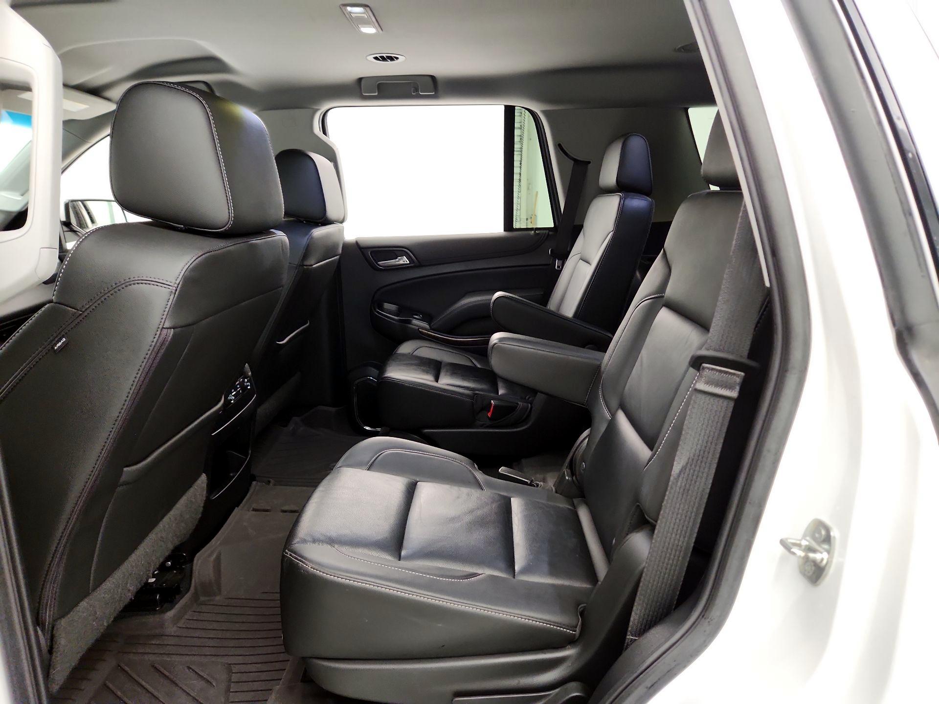 Thumbnail: 2019 Chevrolet Tahoe - 19